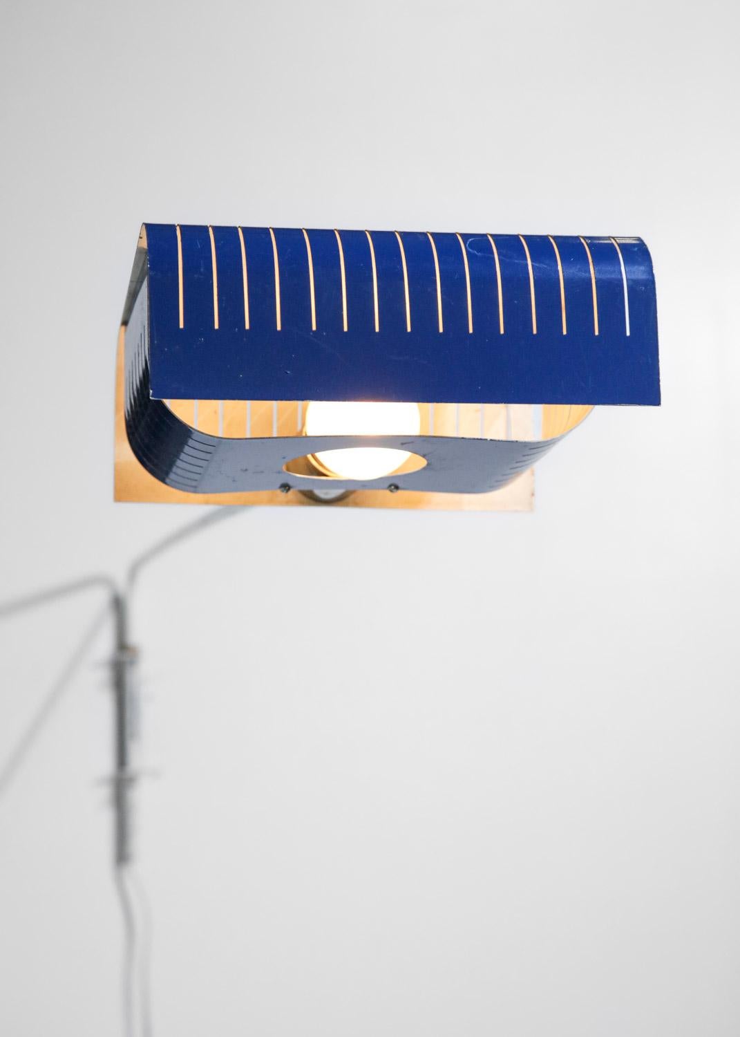 Lacquered big wall lamp 60's / 70's blue and white lacquered metal  For Sale