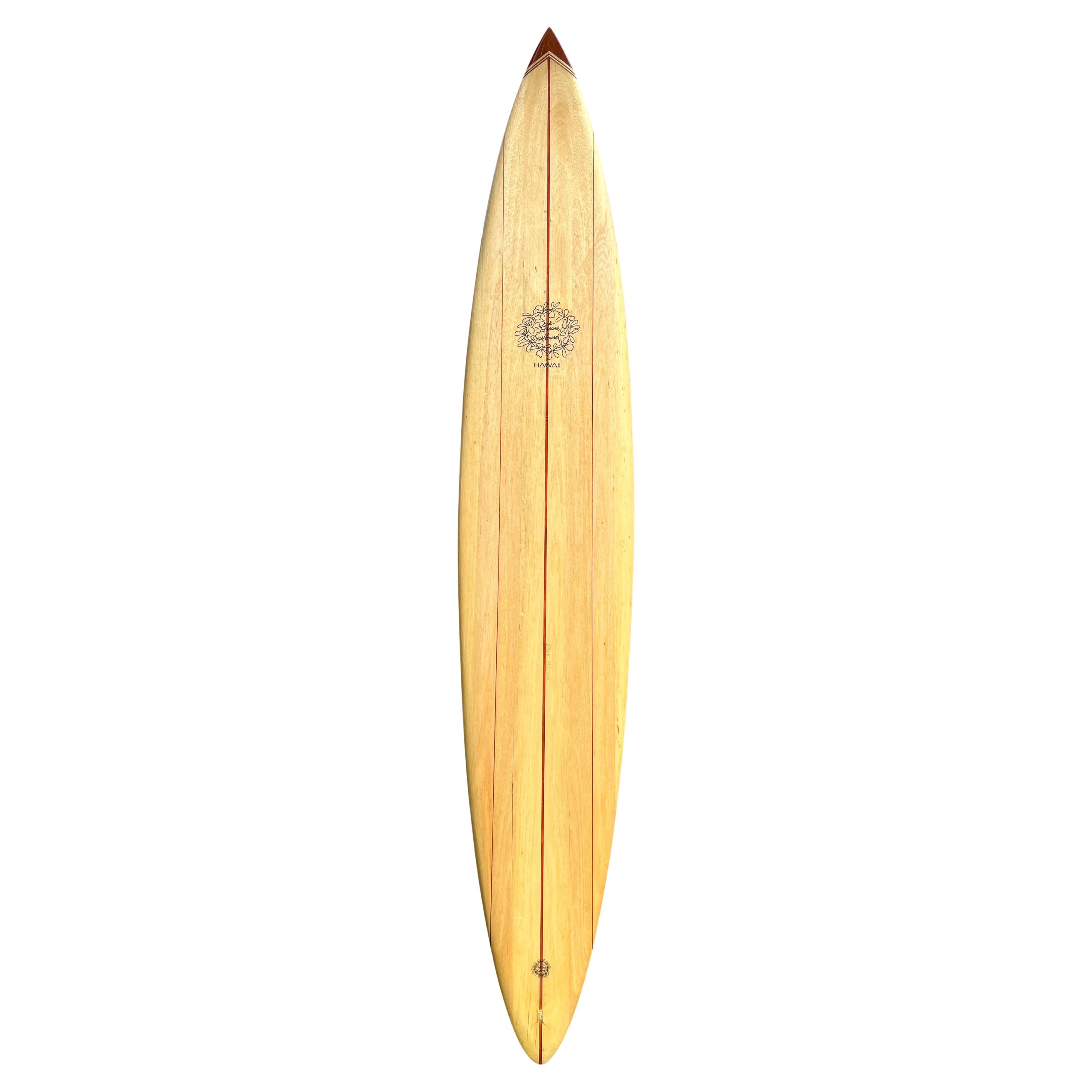 Big Wave Balsaholz Pintail Surfboard in Surfform geformt von Dick Brewer