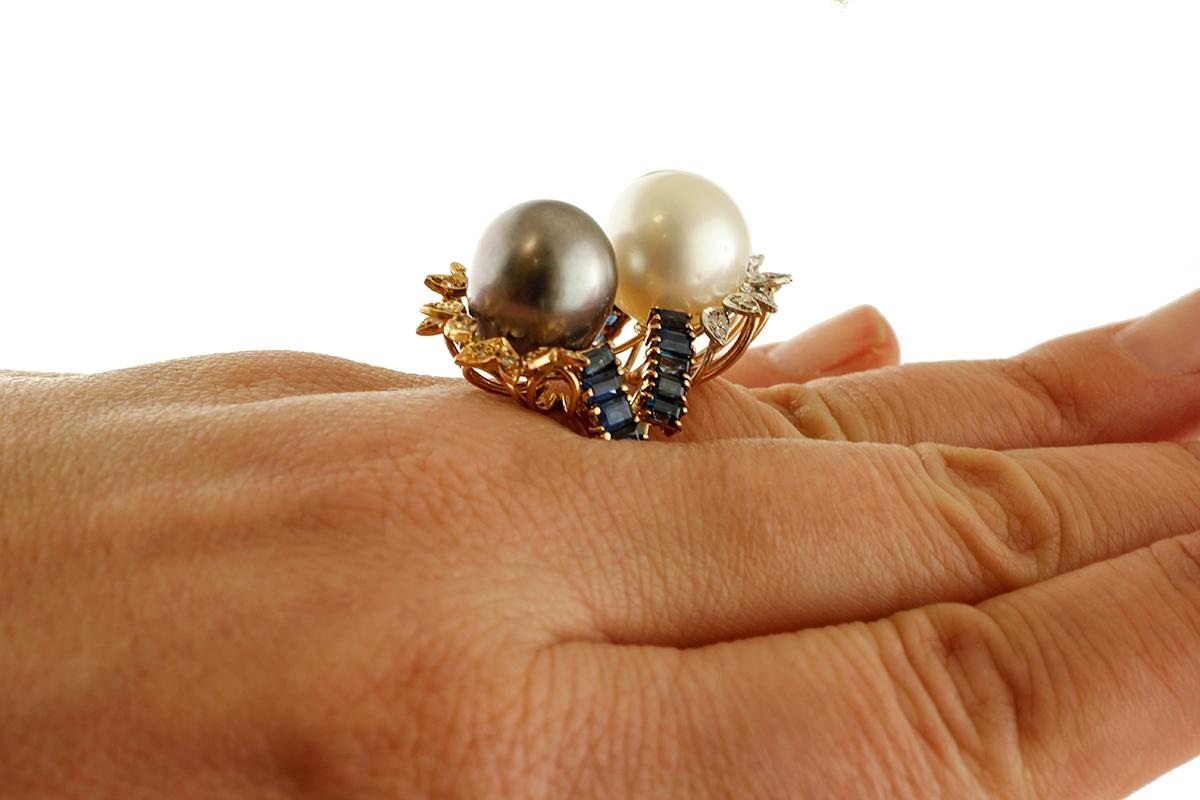 Women's Big White and Grey Pearls Diamonds Sapphires, 14Kt White, Rose, Yellow Gold Ring For Sale