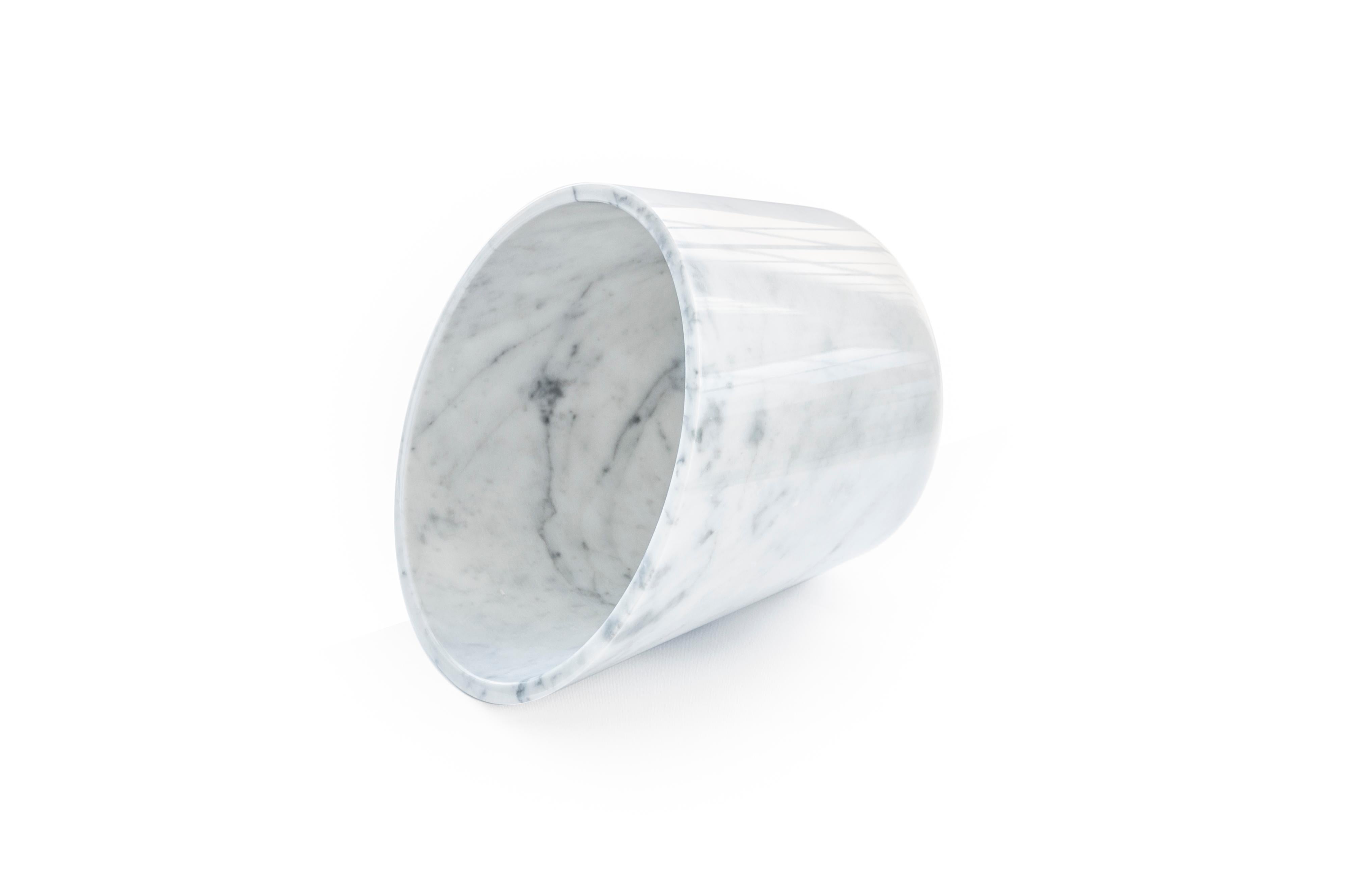 Handmade Big White Carrara Marble Glacette For Sale 2