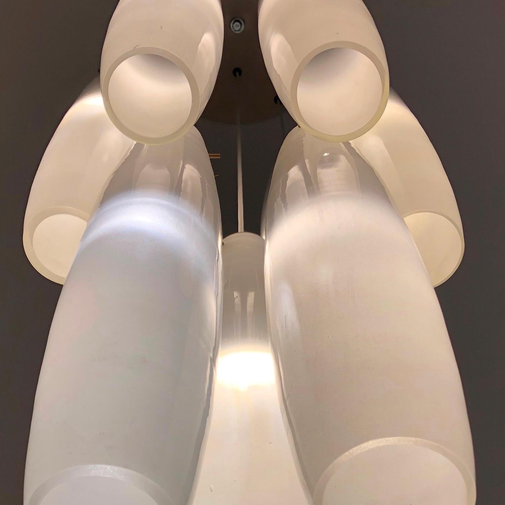 Big White Nine Pendant Chandelier Attributed to Alessandro Pianon, Italy, 1960s (Muranoglas) im Angebot