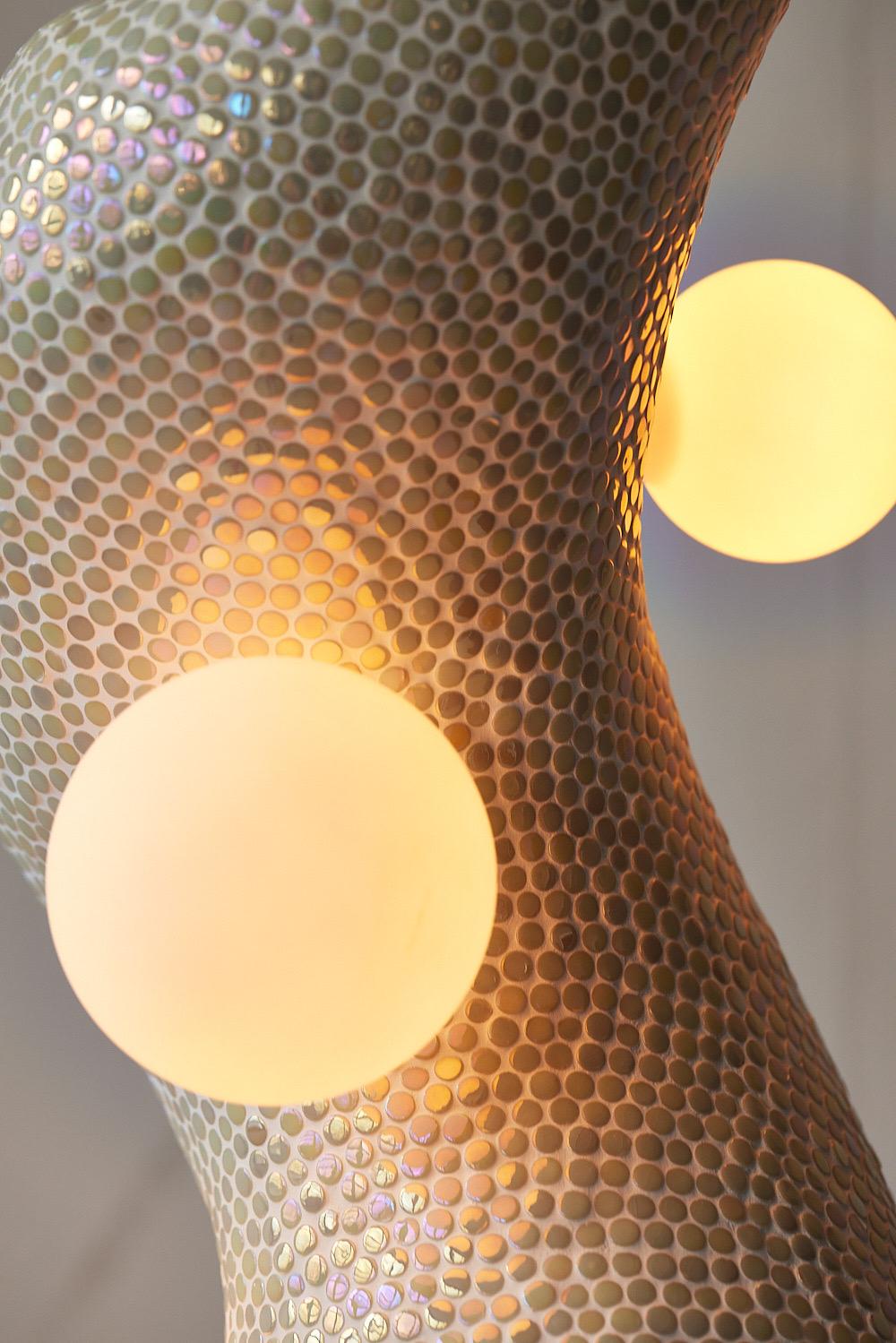 Big Wiggle Skulpturale Stehlampe im Zustand „Neu“ im Angebot in Brooklyn, NY