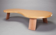 Couchtisch "Bigfoot" aus Kork und Mahagoni