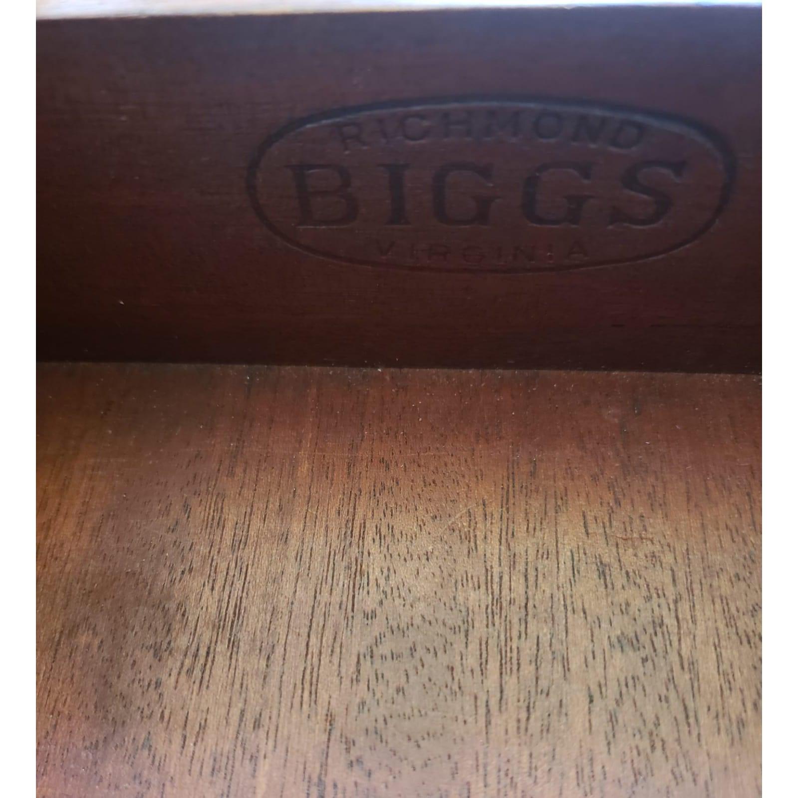 Biggs Kittinger Chippendale Mahogany Drop Leaf Table For Sale 4