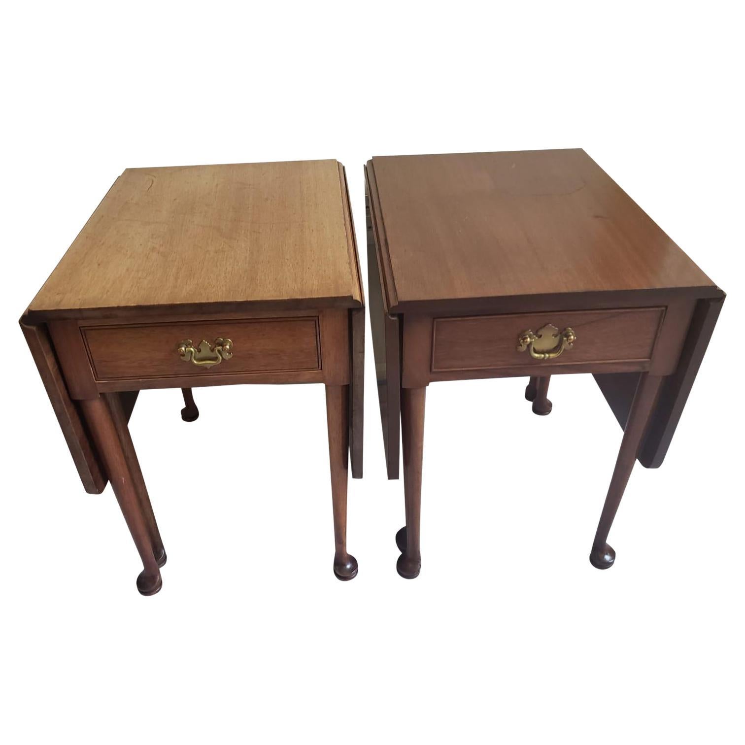 Biggs Kittinger Chippendale Mahogany Drop Leaf Table For Sale