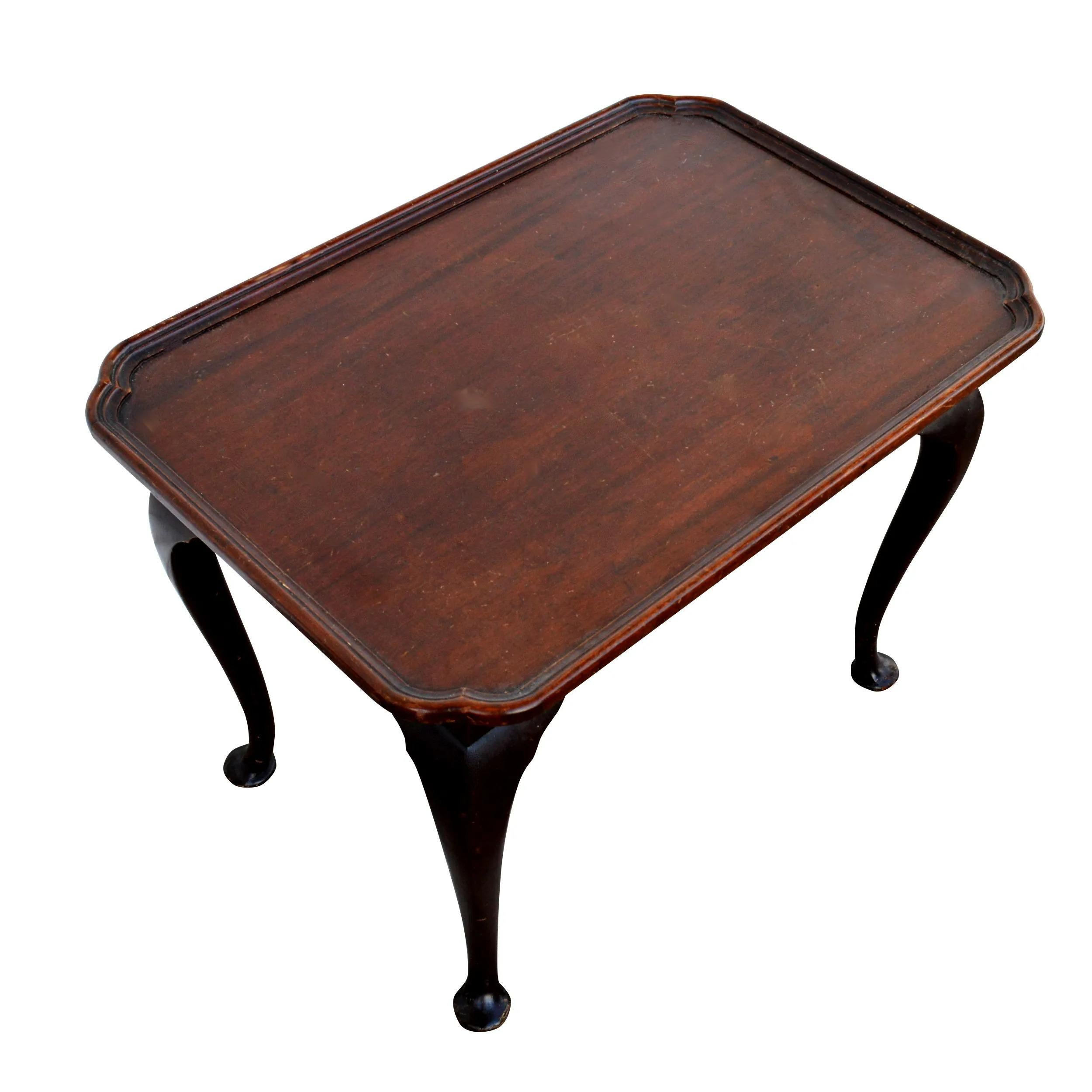 Biggs Queen Anne Mahogany End Table For Sale 1