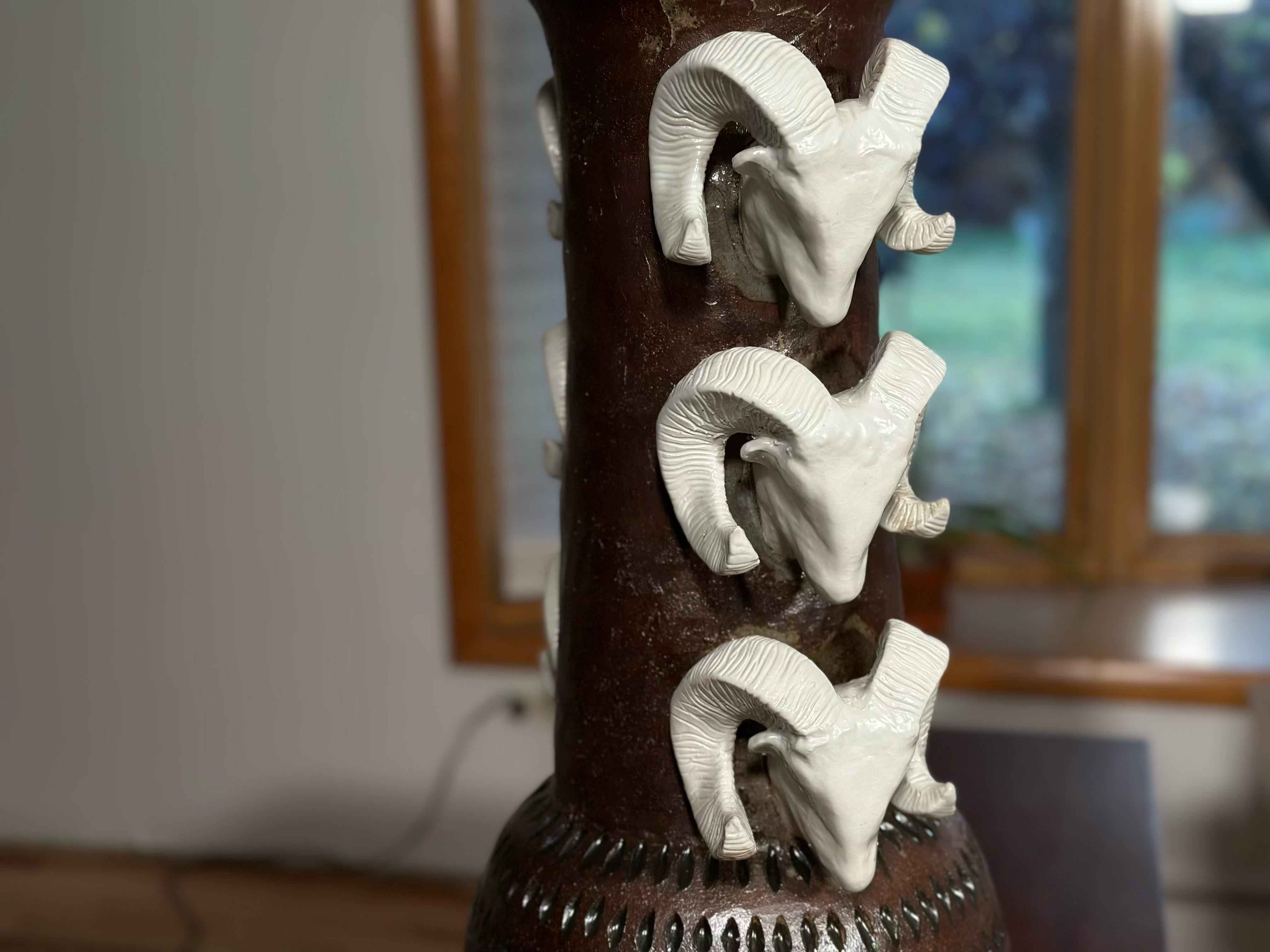 BigHorn Sheep Big Vase Ceramic (Yellowstone) Grès, Porcelaine en vente 3