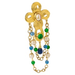 Bijoux Cascio Jeweled Brooch with Gilded Metal and Poured Glass Beads