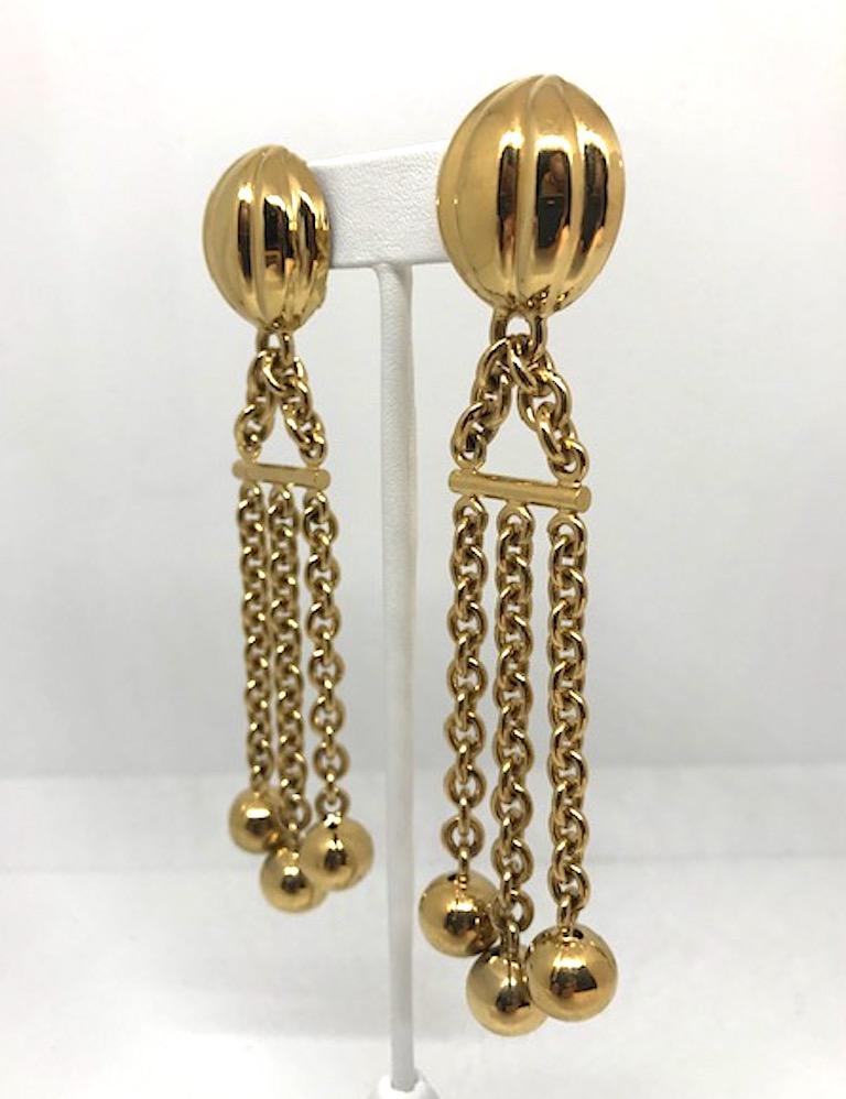 Bijoux Cascio of Italy 1980s Fringe Chain Earrings In Good Condition In New York, NY