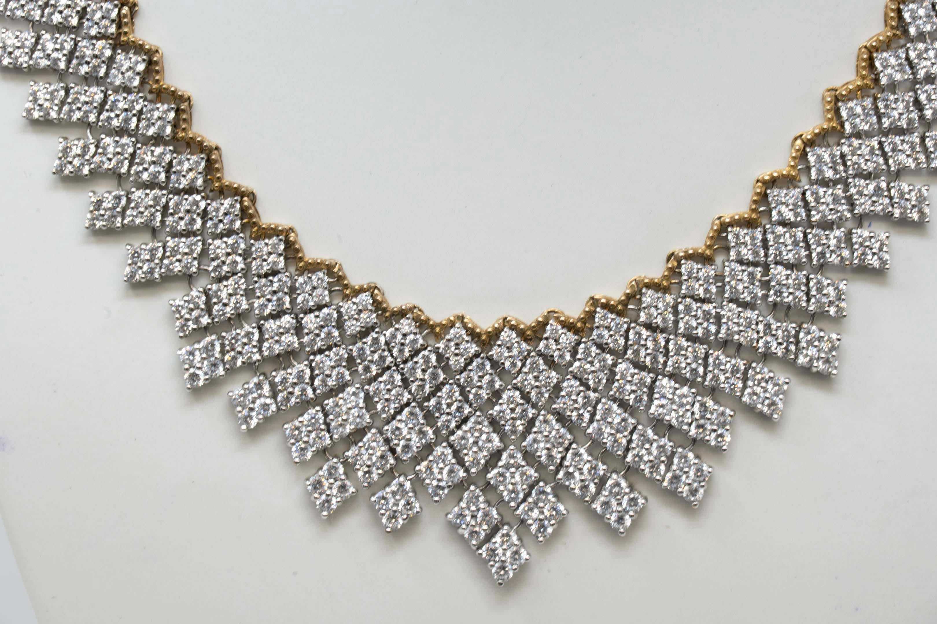 Bijoux Num, Bib Sterling Silver Necklace with C/Z In Good Condition For Sale In Montreal, QC
