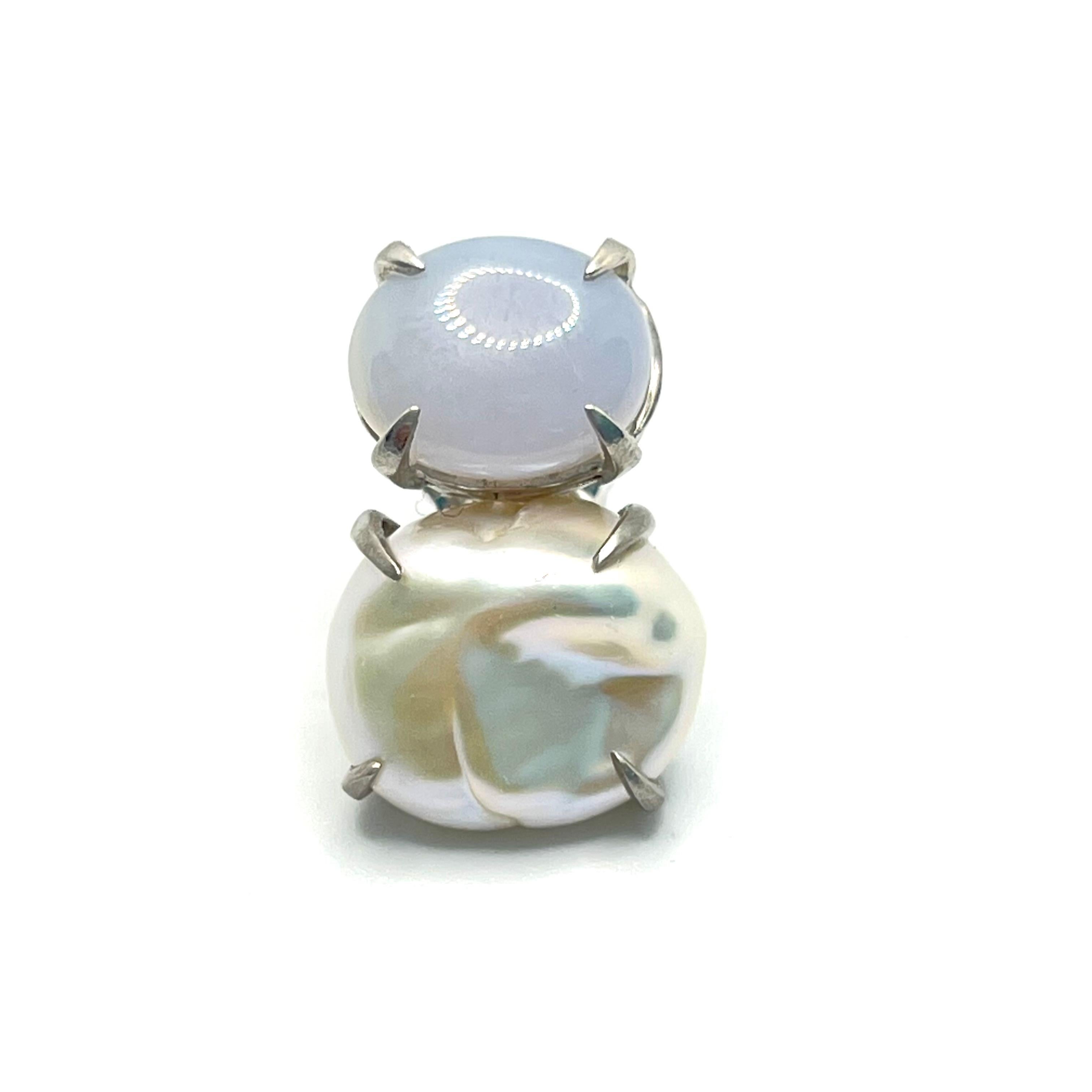Contemporary Bijoux Num Cabochon Chalcedony and Keishi Pearl Earrings