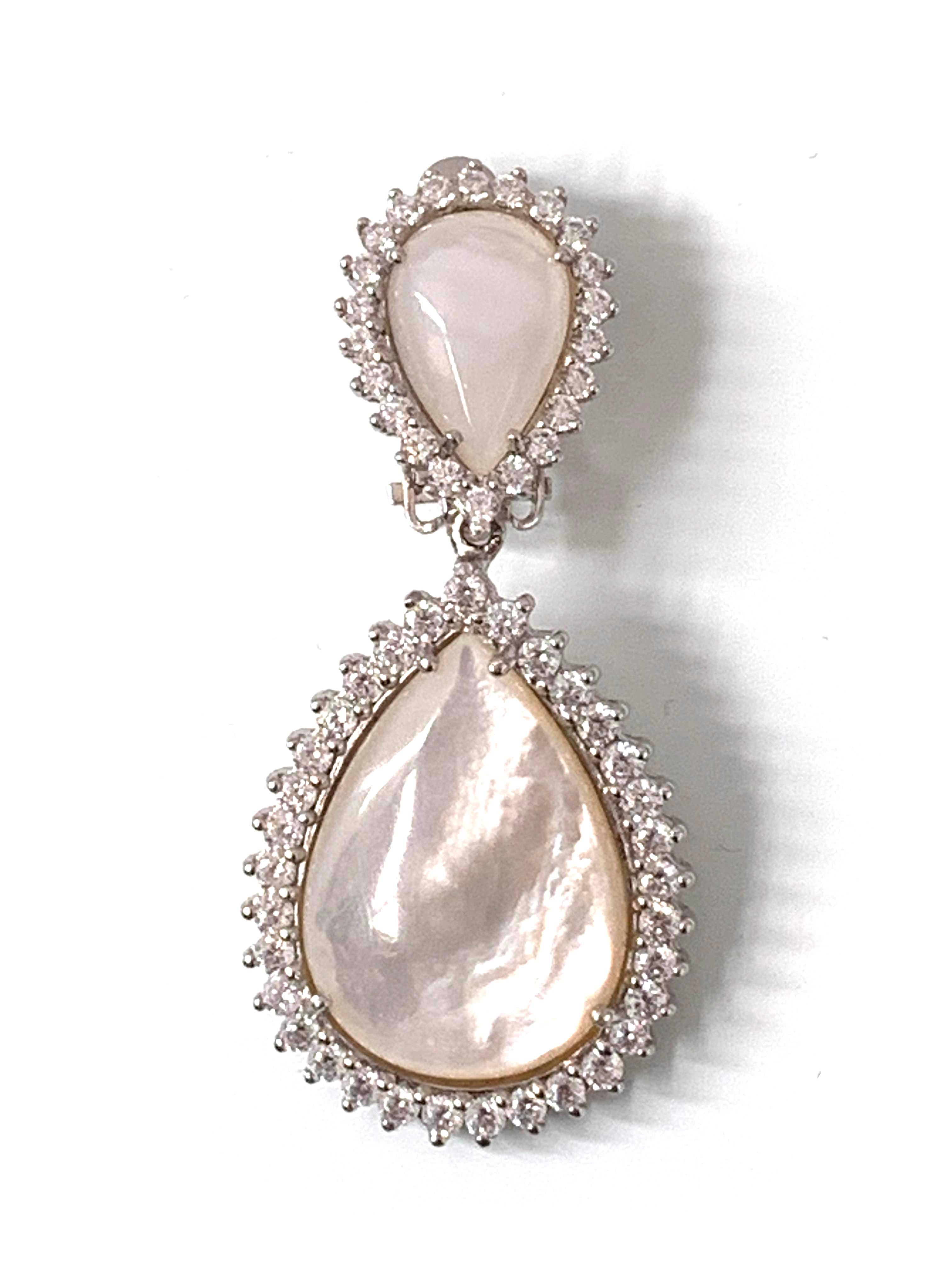 Bijoux Num Double Pear Shape Mother of Pearl Drop Earrings In New Condition In Los Angeles, CA