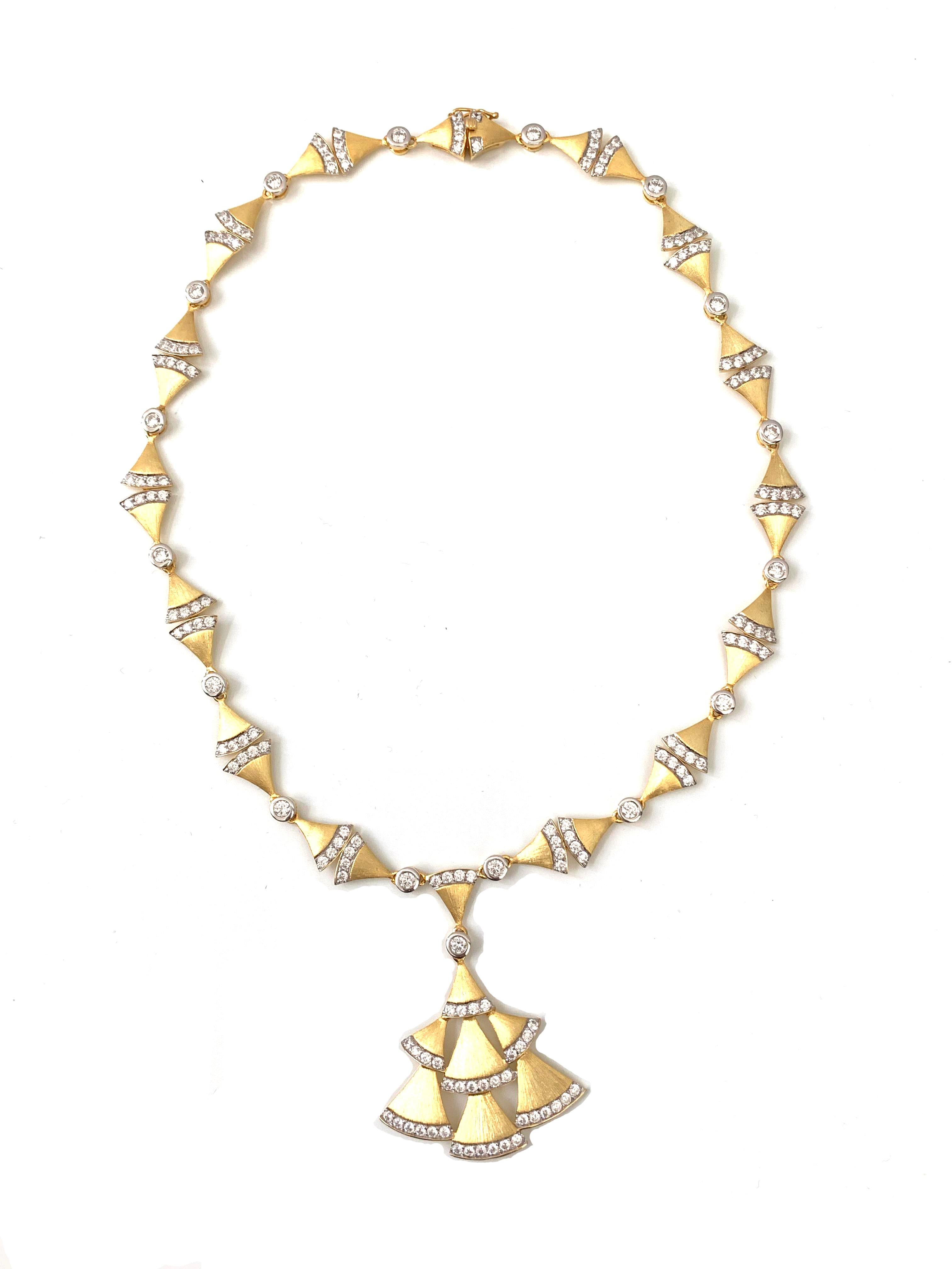 Bijoux Num Fan-shape Pendant Vermeil Necklace In New Condition In Los Angeles, CA