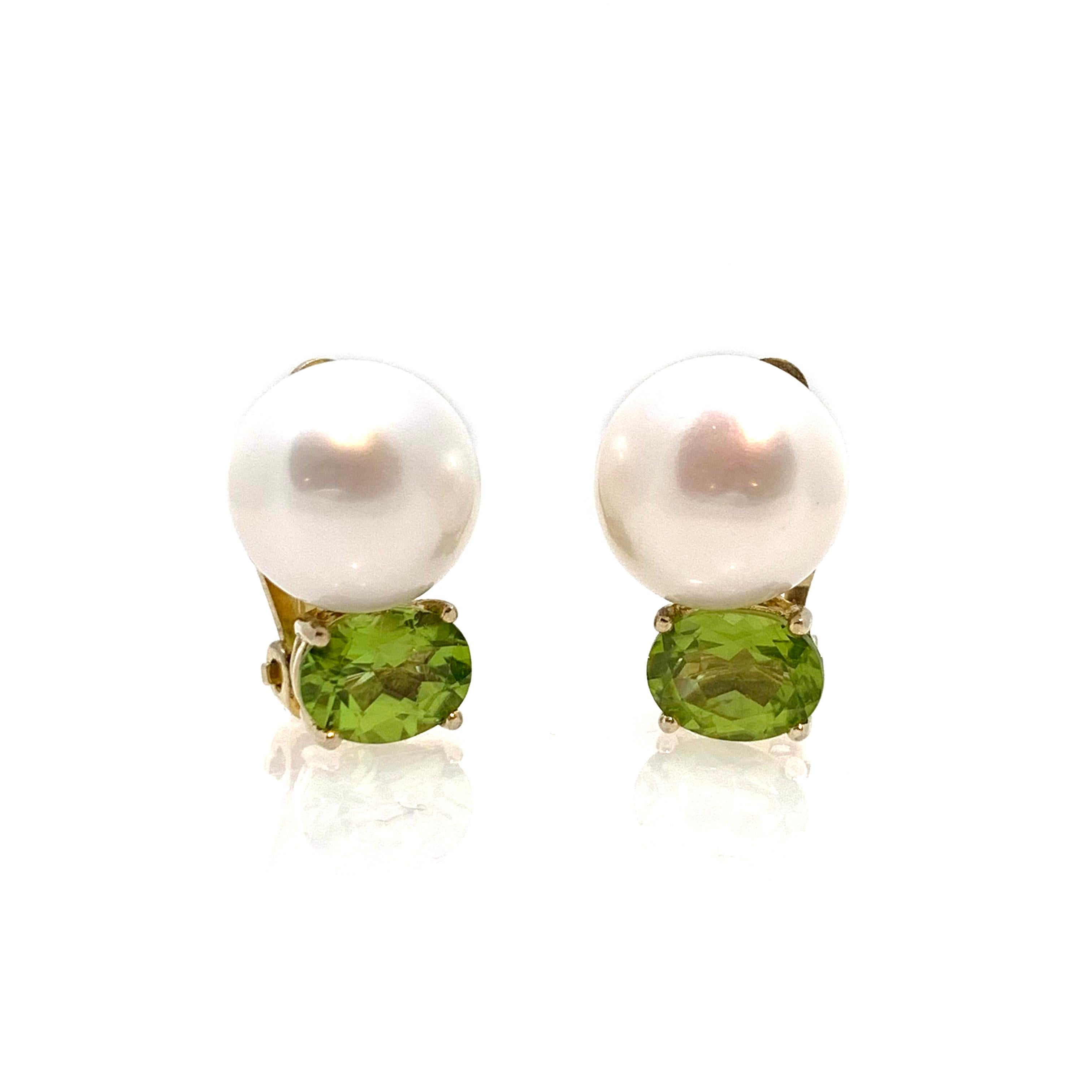 Bijoux Num Freshwater Pearl and Peridot Clip Earrings In New Condition In Los Angeles, CA