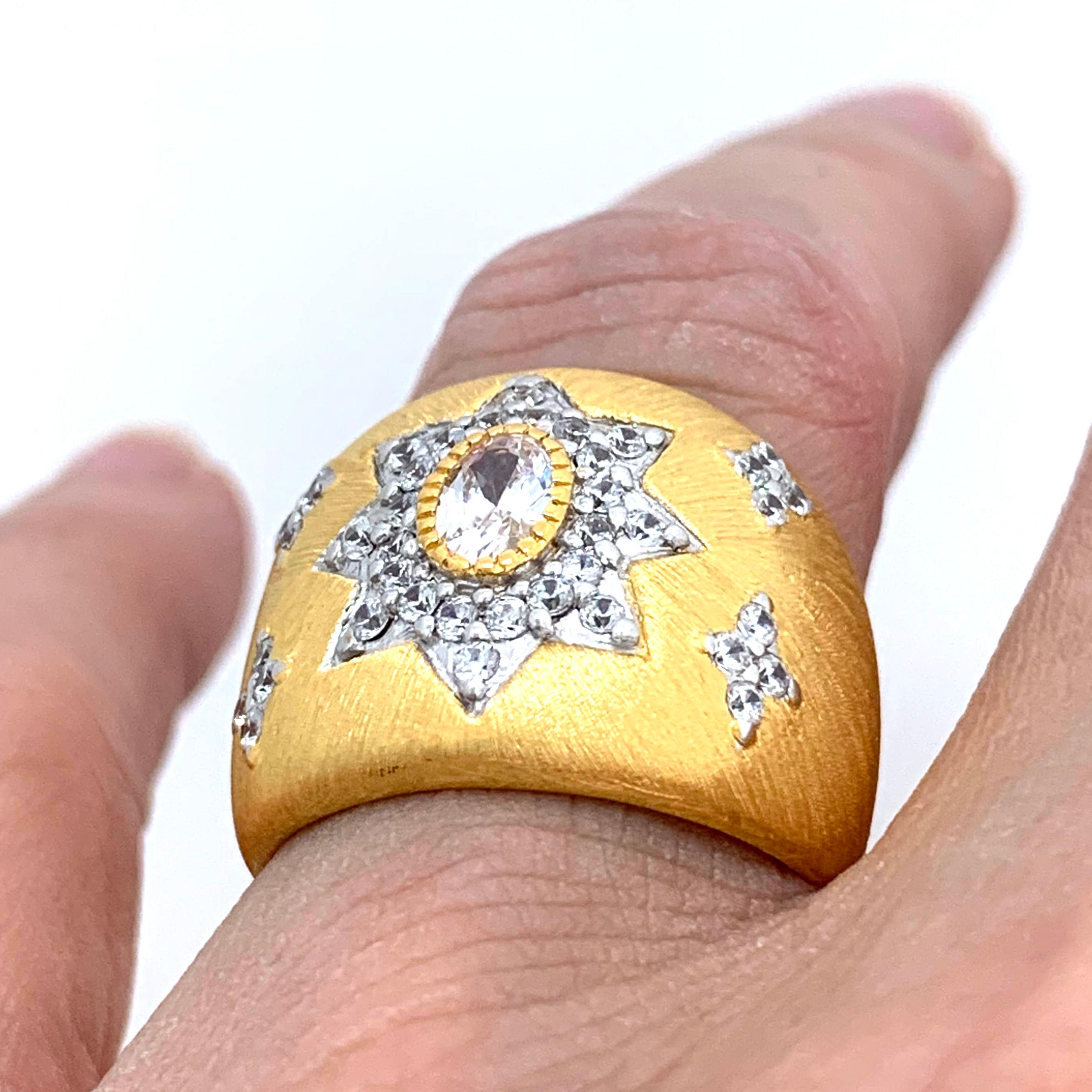 Bijoux Num Hand-engraved Star Pattern Vermeil Bombe Ring In New Condition In Los Angeles, CA