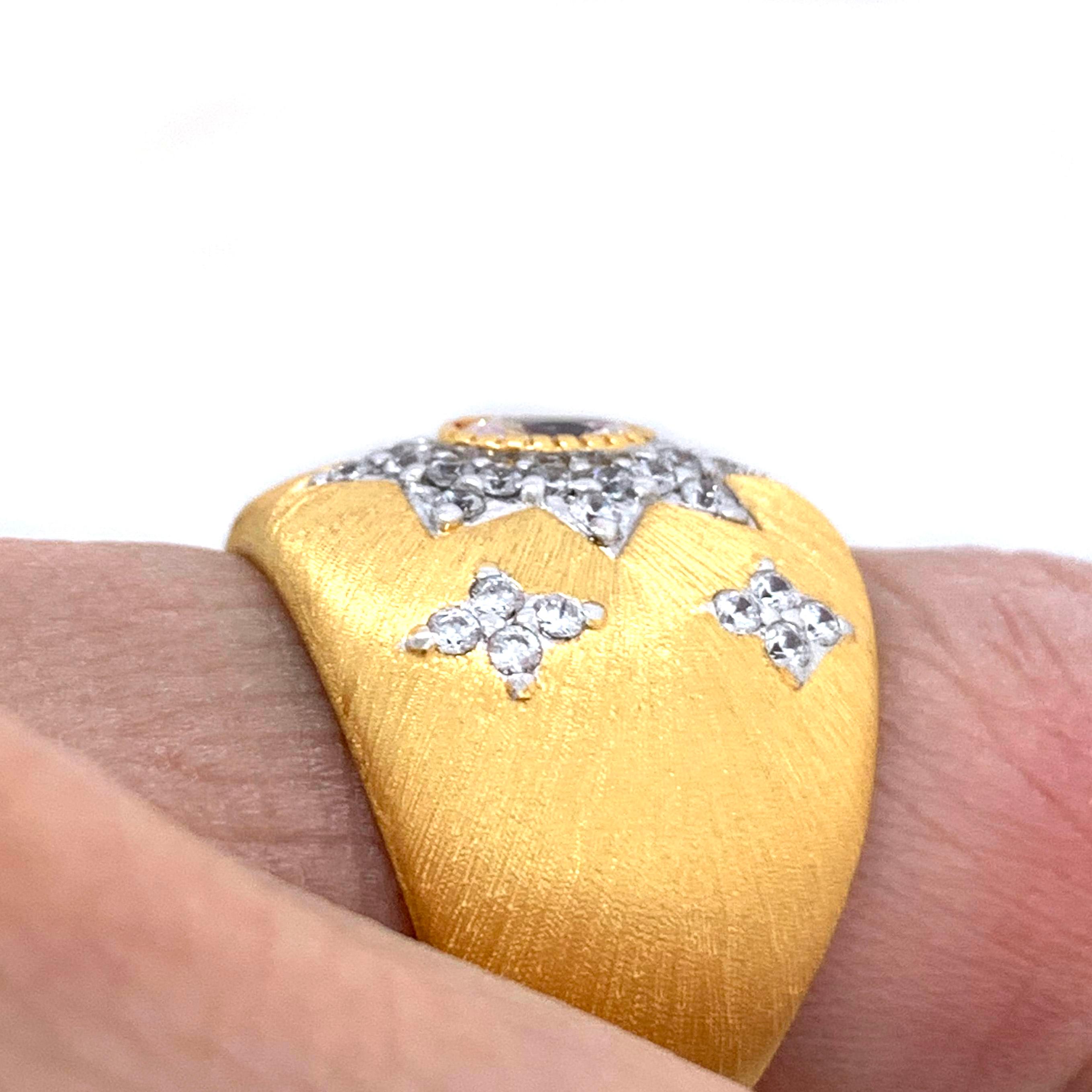 Women's Bijoux Num Hand-engraved Star Pattern Vermeil Bombe Ring