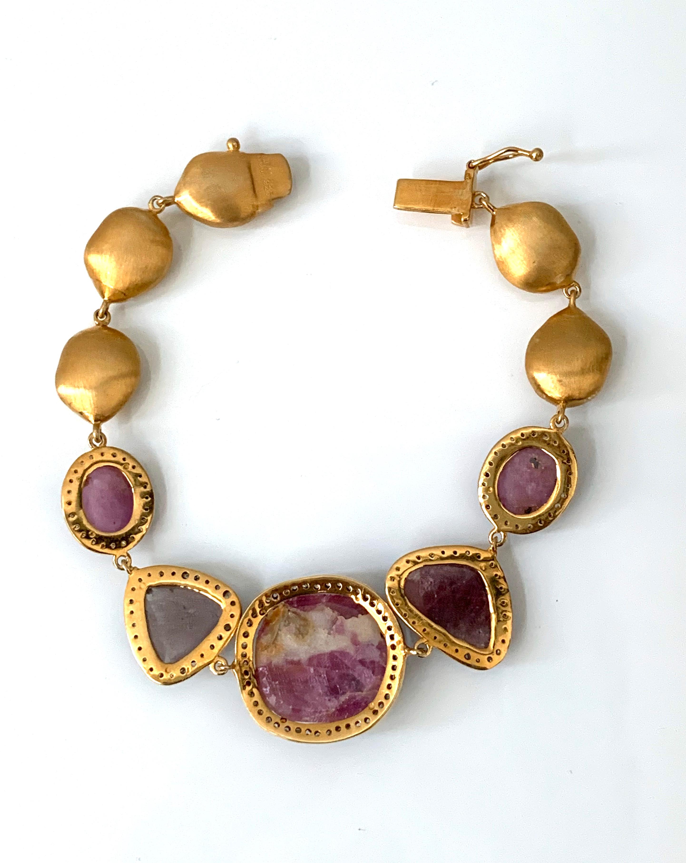 Bijoux Num Bracelet à maillons en rubis naturel et diamants bruts Neuf - En vente à Los Angeles, CA