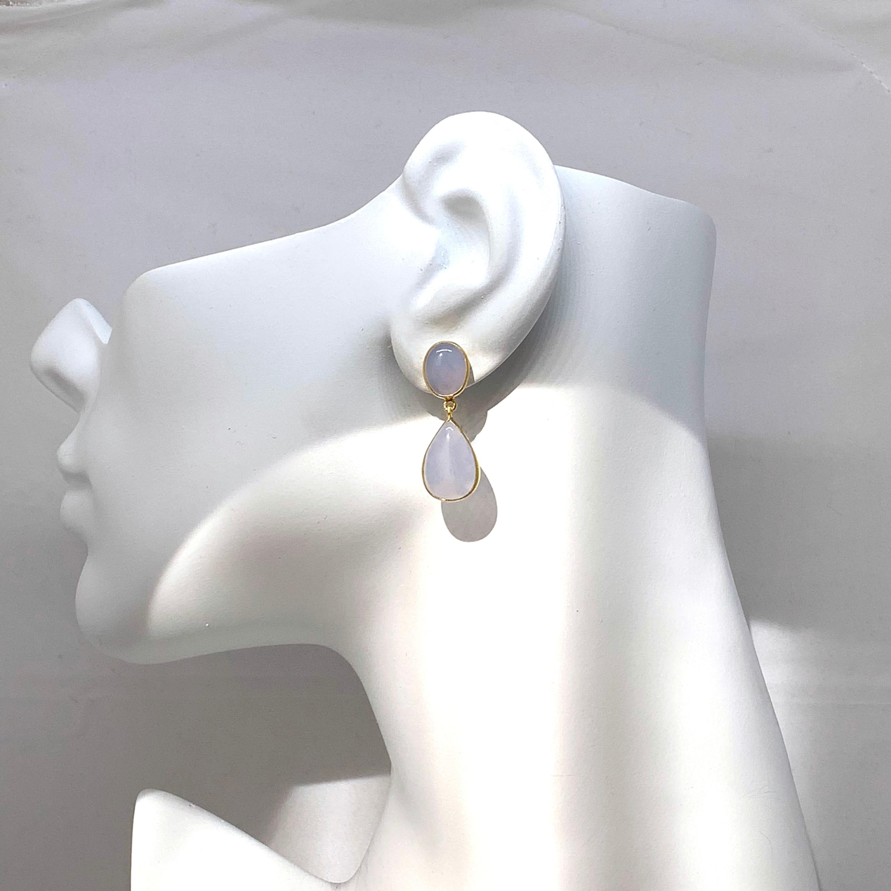 Cabochon Bijoux Num Oval & Pear Shape Chalcedony Vermeil Drop Earrings