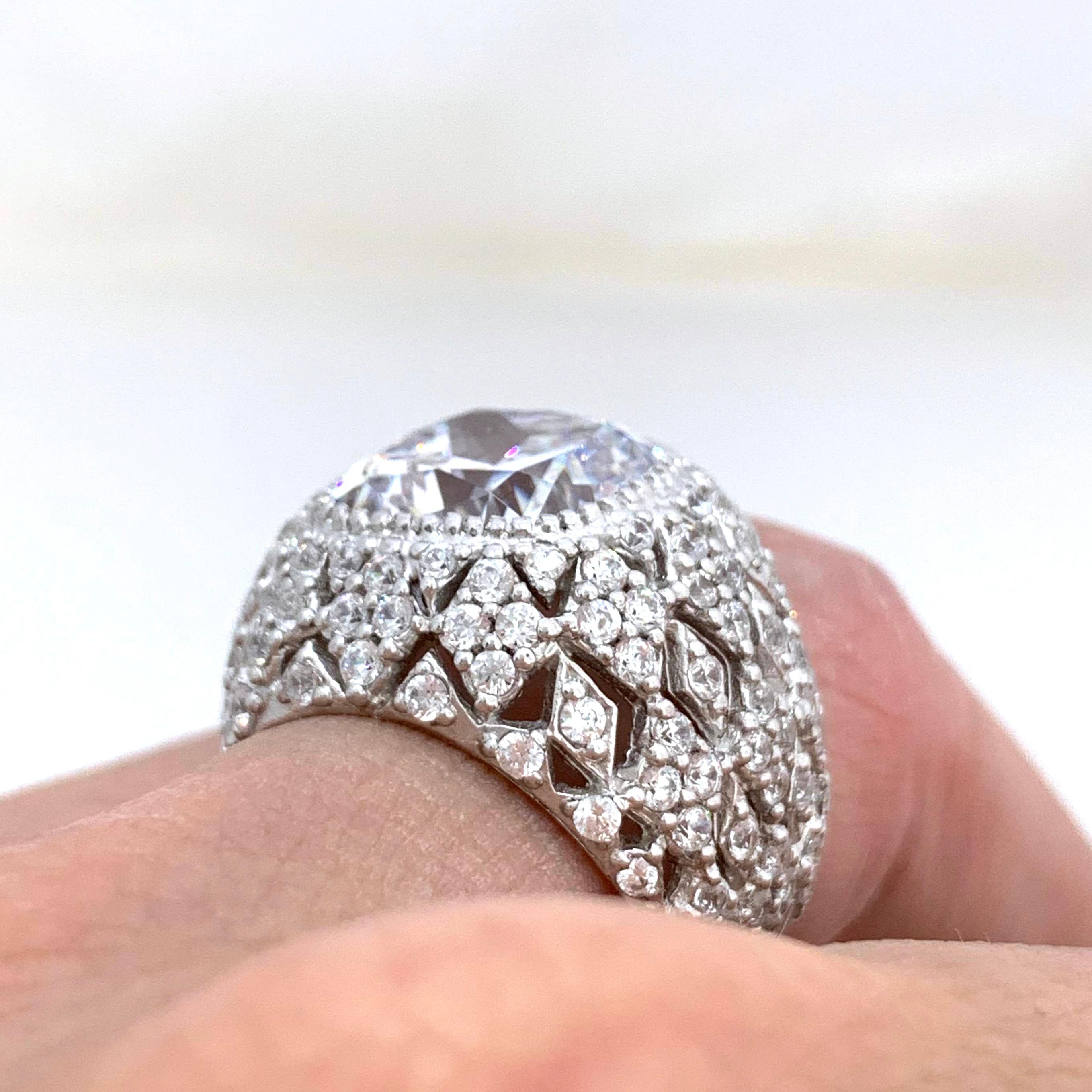 Women's Bijoux Num Sterling Silver Faux Diamond Bombe Dome Ring