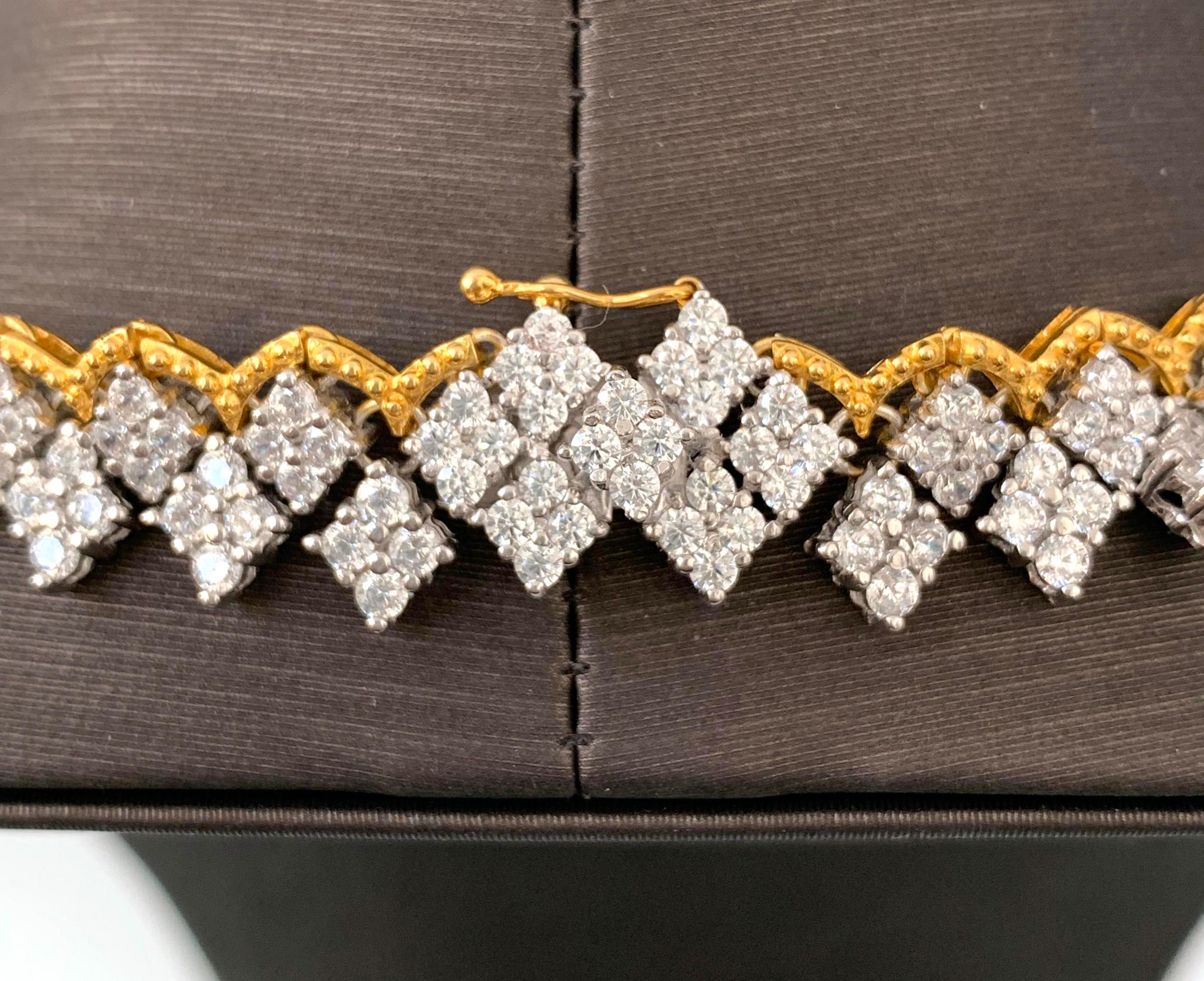 Contemporary Bijoux Num Stunning Diamond Shape Cubic Zirconia Flexible Necklace For Sale