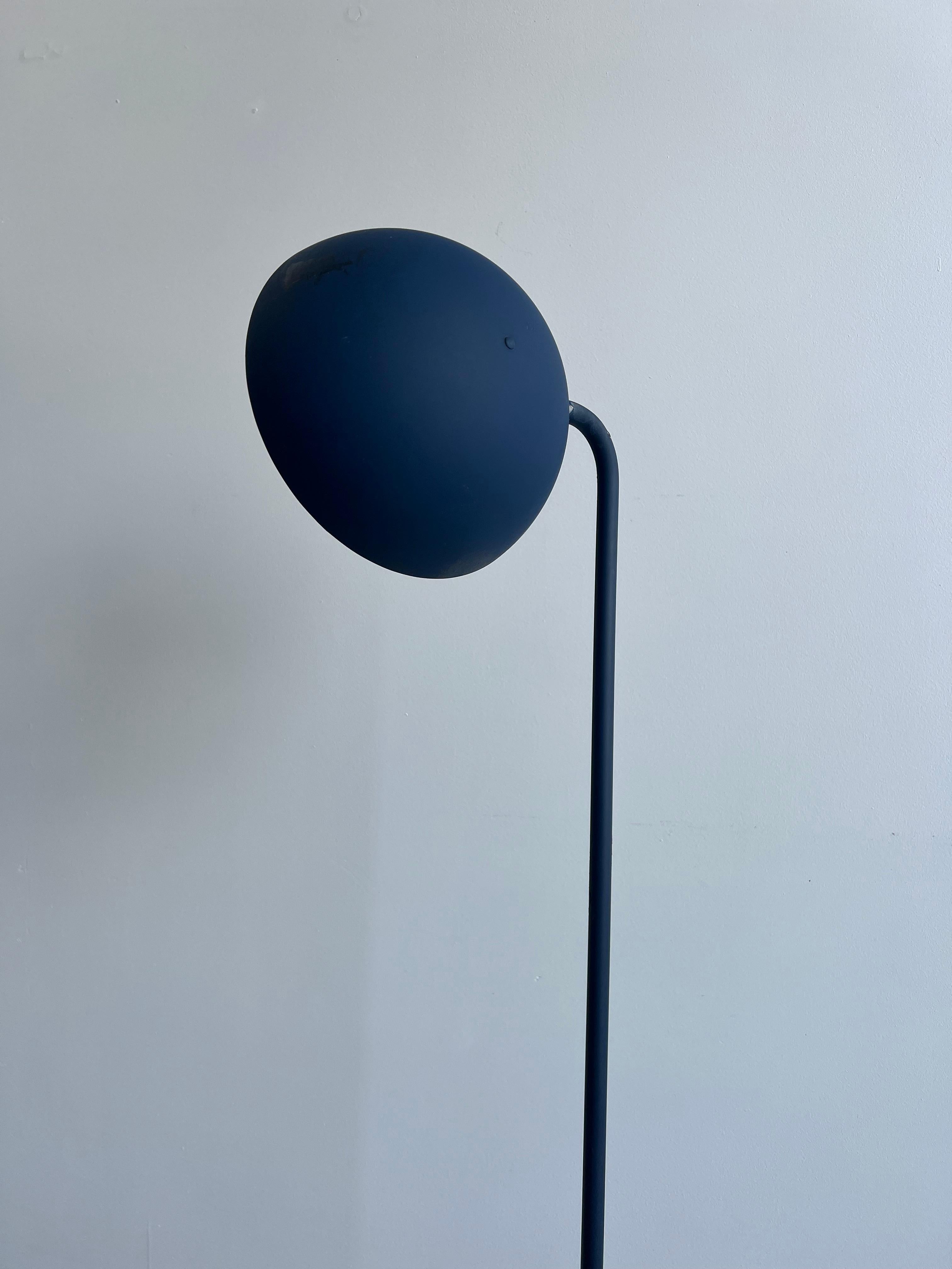 Floor lamp 