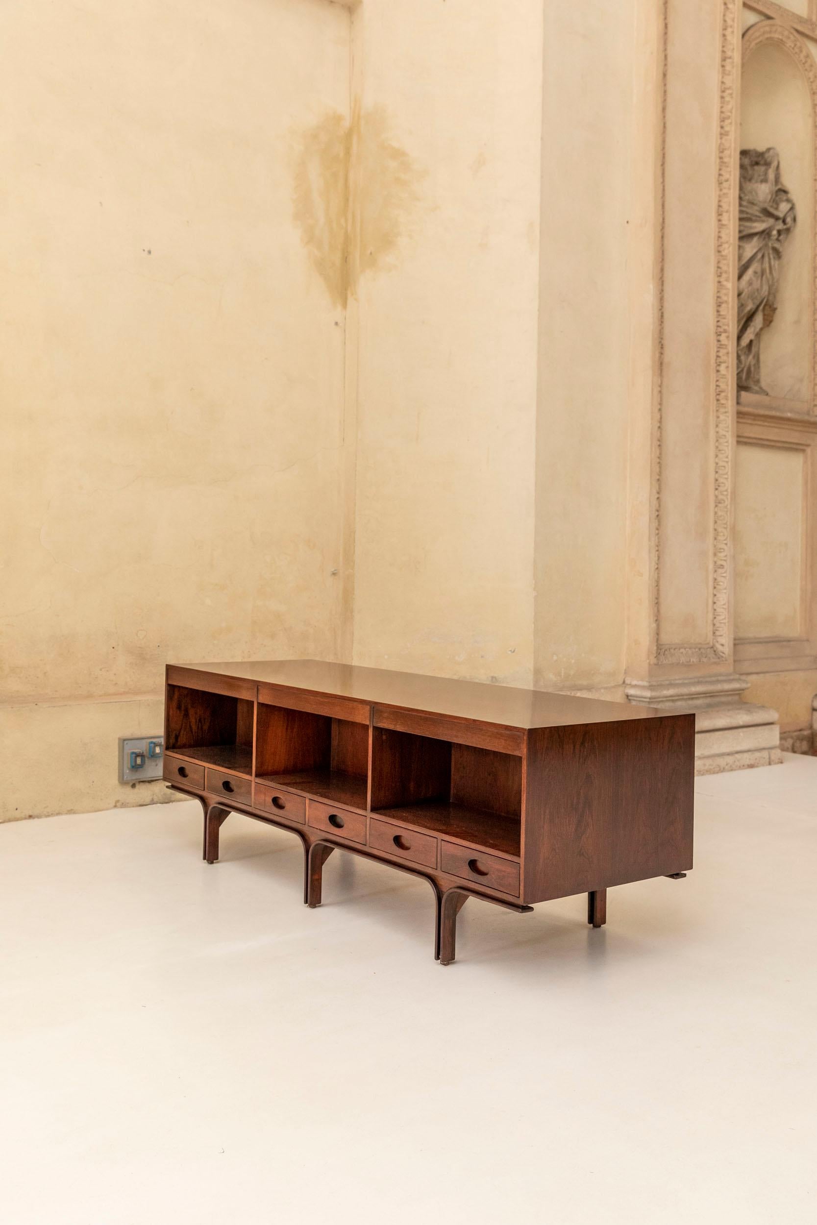 Wood Bilateral Sideboard by Gianfranco Frattini for Bernini For Sale