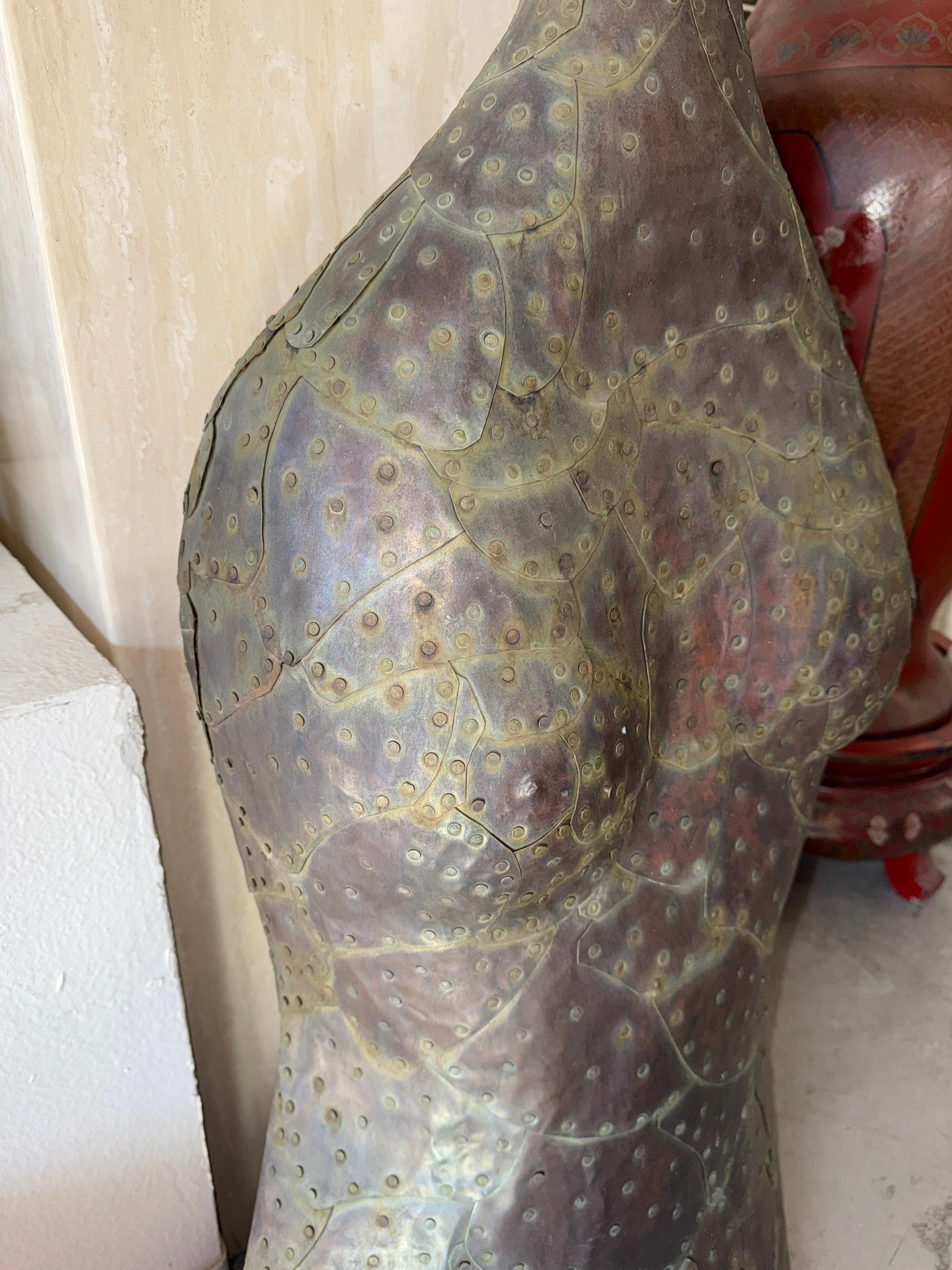 Bill Anson Figura femenina desnuda con escamas y revestida de cobre en venta 2