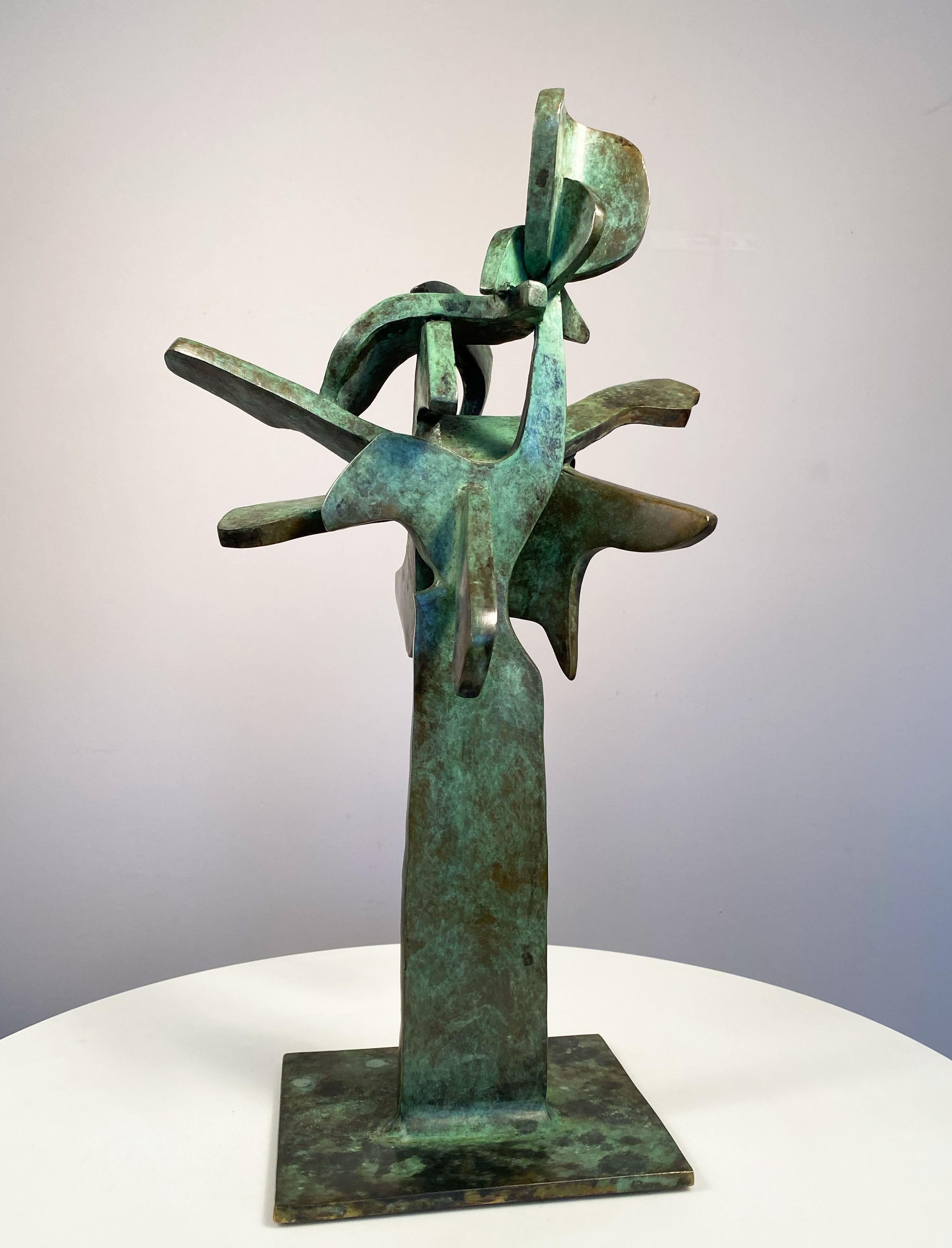 Bill Barrett Abstract Sculpture – Lyra Serie 10, Indoor-Skulptur