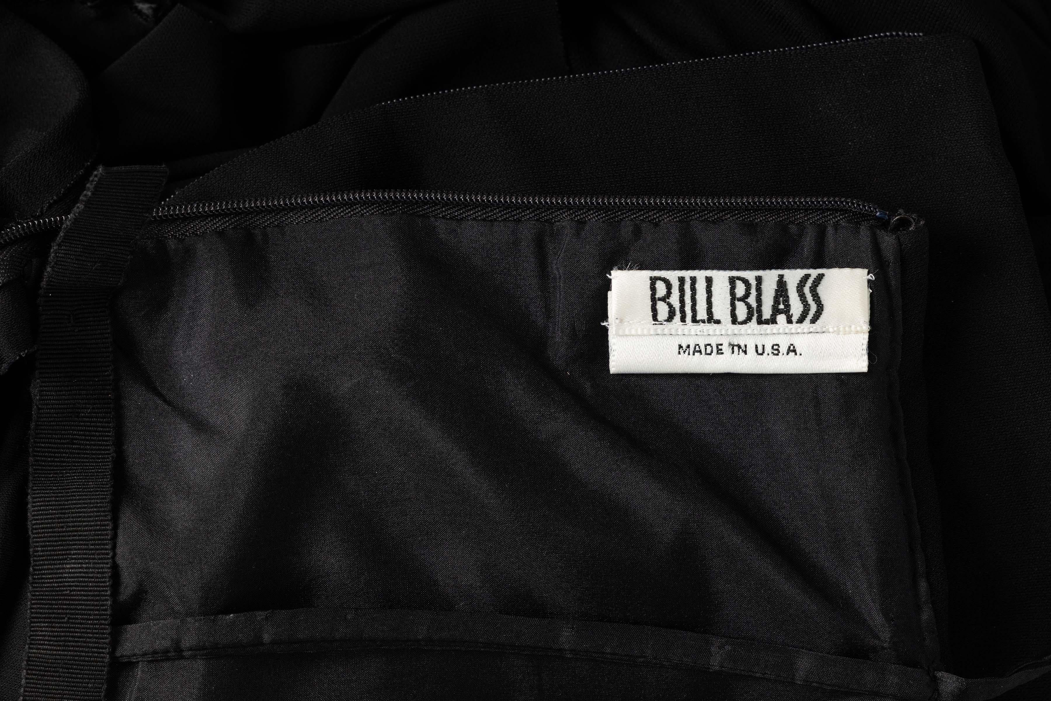 Robe longue drapée noire Bill Blass des années 1970 en vente 7