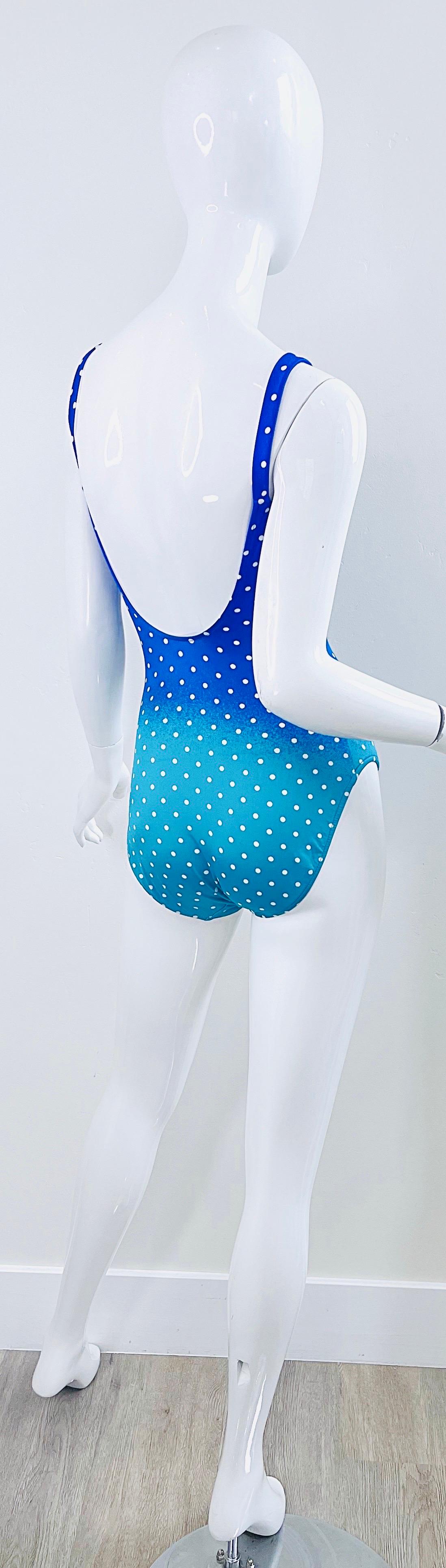 Bill Blass 1980s Blue Turquoise Size 6 Polka Dot One Piece 80s Swimsuit Bodysuit In Excellent Condition For Sale In San Diego, CA