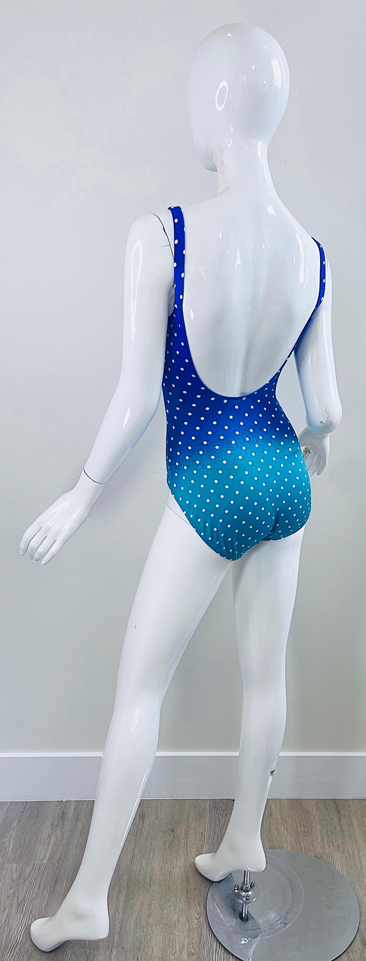 Bill Blass 1980s Blue Turquoise Size 6 Polka Dot One Piece 80s Swimsuit Bodysuit en vente 5