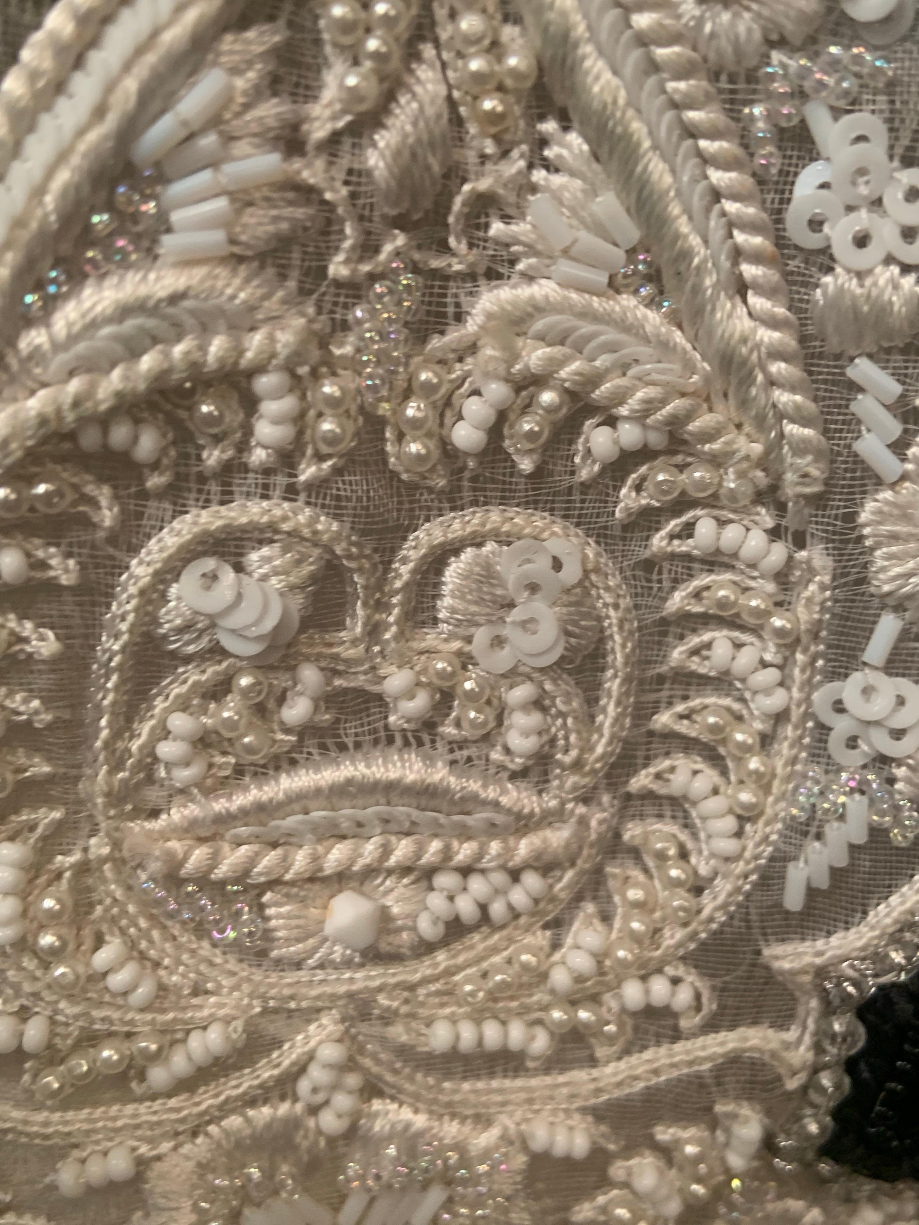 Giacca in velluto nero con perline Bill Blass con finiture in perline bianche in vendita 8