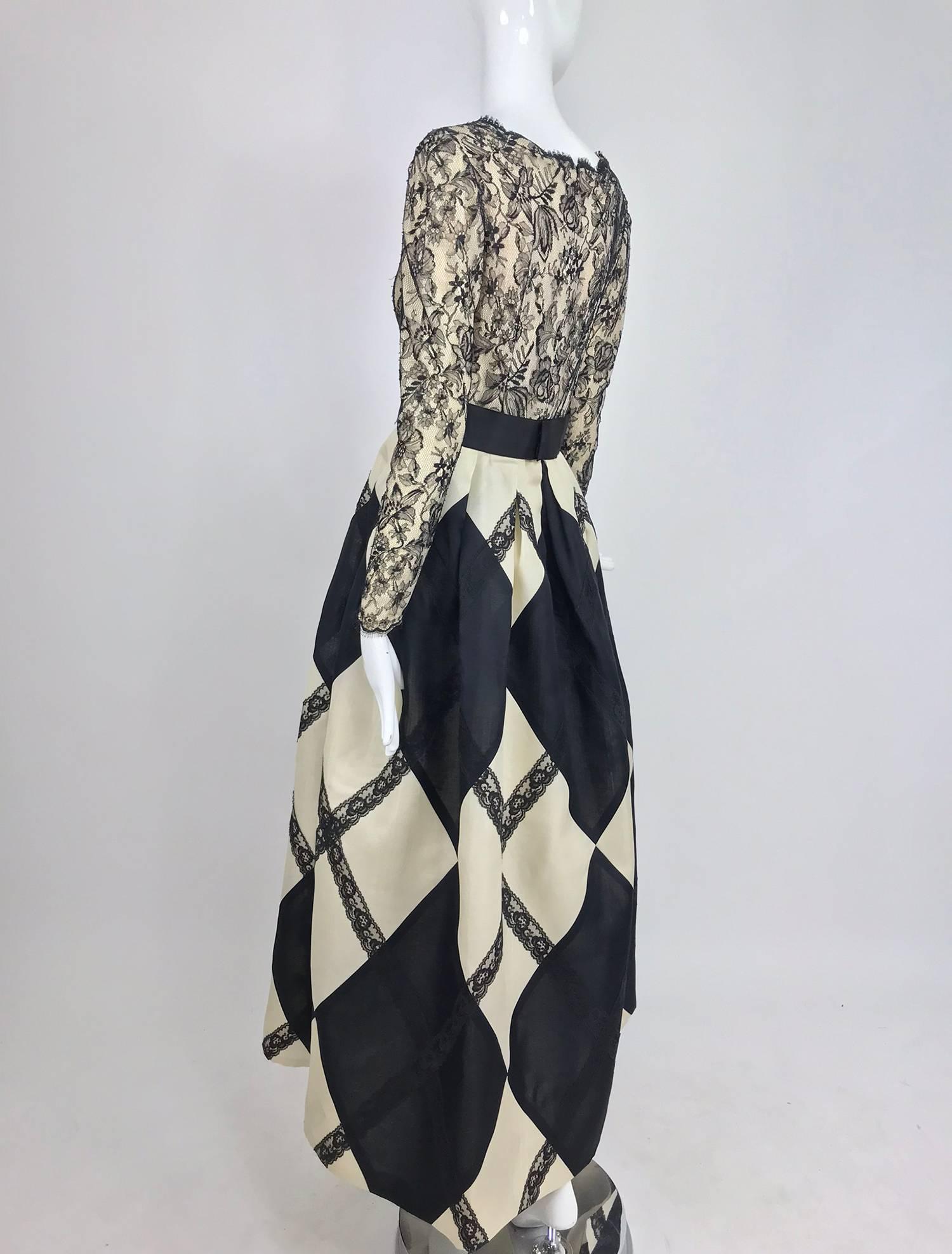 Bill Blass black and off white Harlequin gown, 1994 4