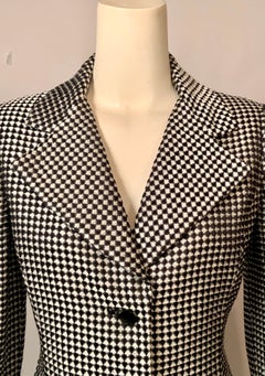Giacca in seta Waffle a quadri bianchi e neri di Bill Blass, fine XX secolo