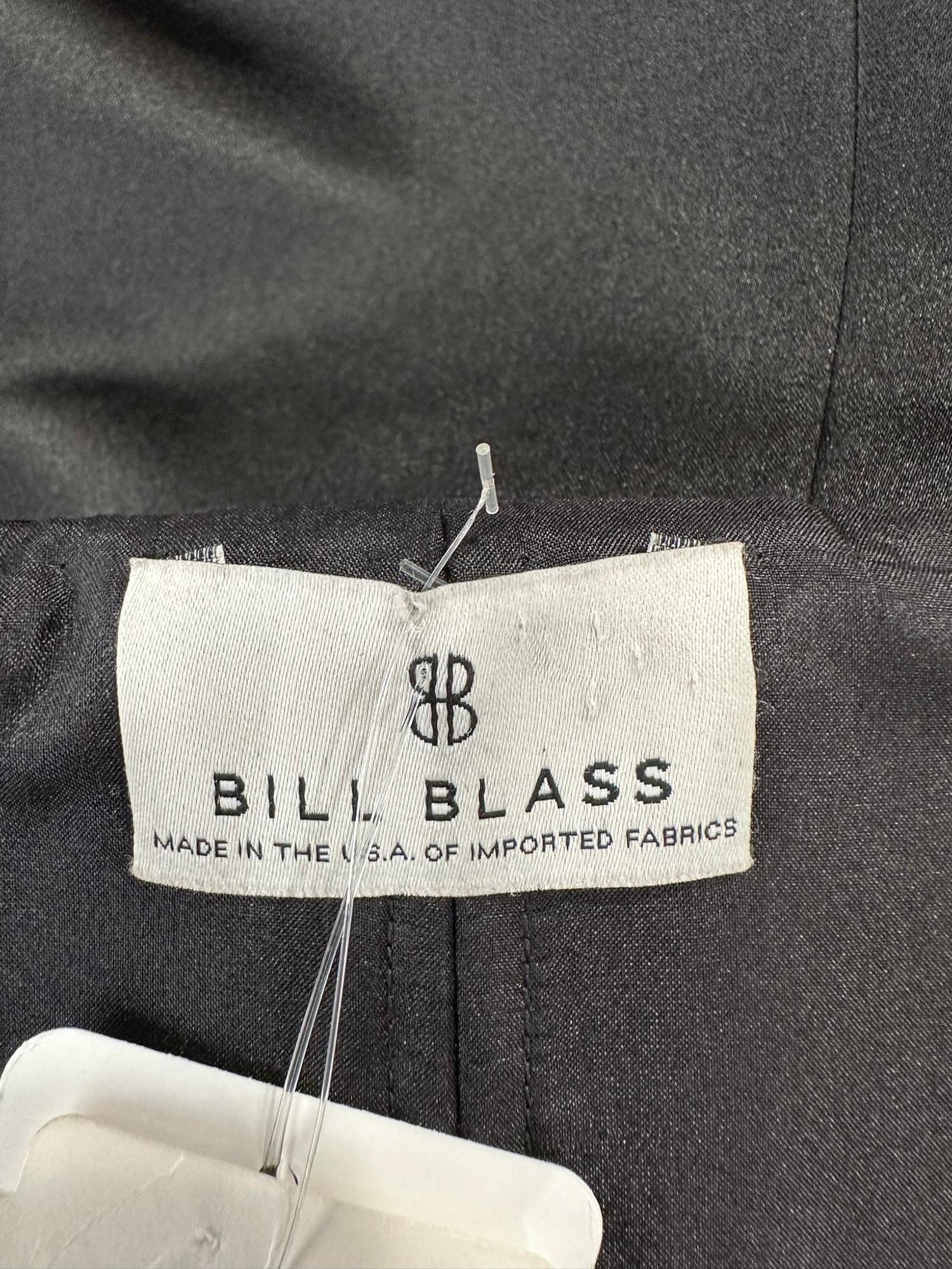 Bill Blass - Robe de cocktail sans bretelles en satin de soie noire avec volants sur mesure 2 en vente 10