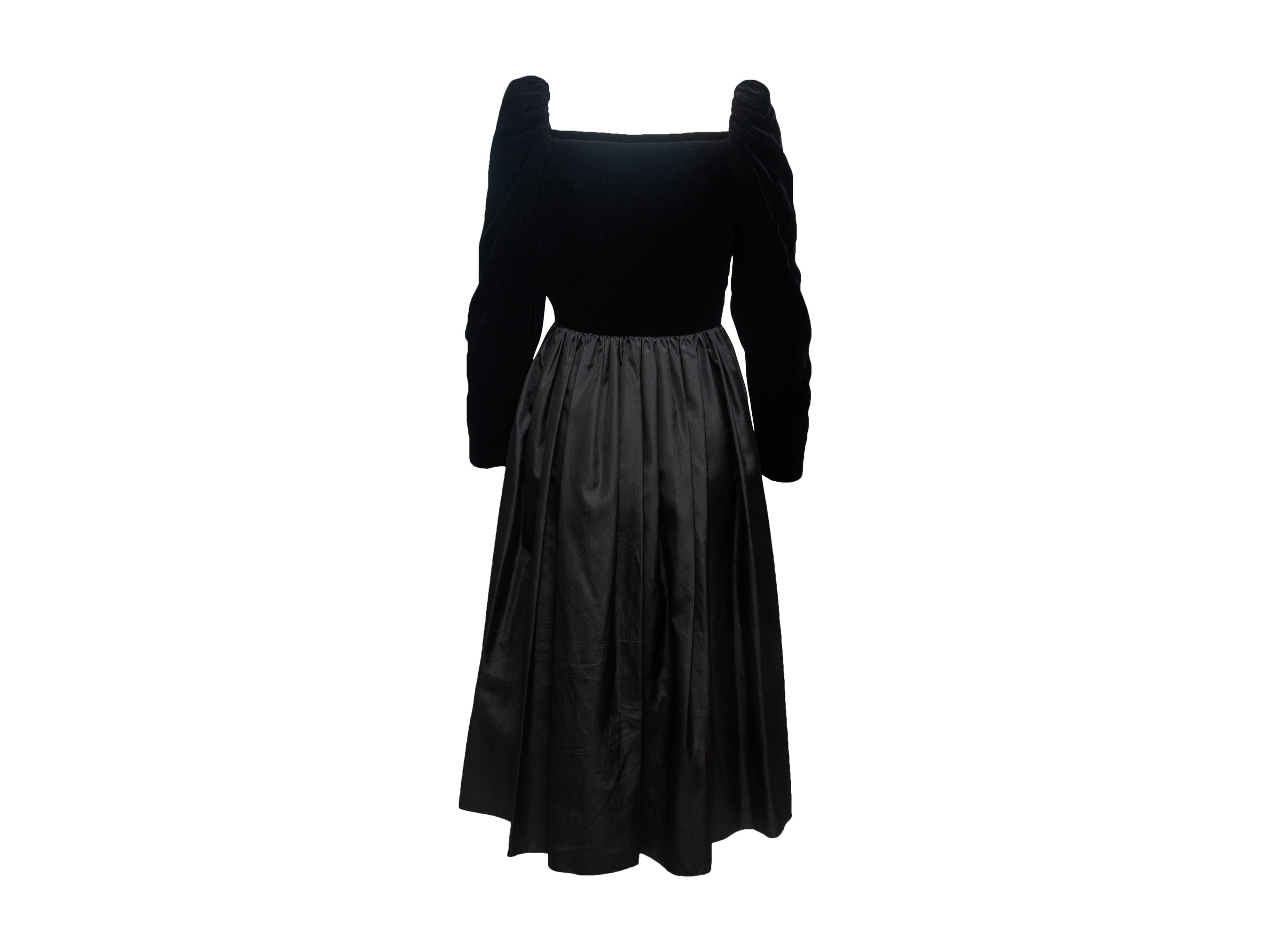 Bill Blass Black Velvet & Taffeta Evening Dress In Excellent Condition In New York, NY