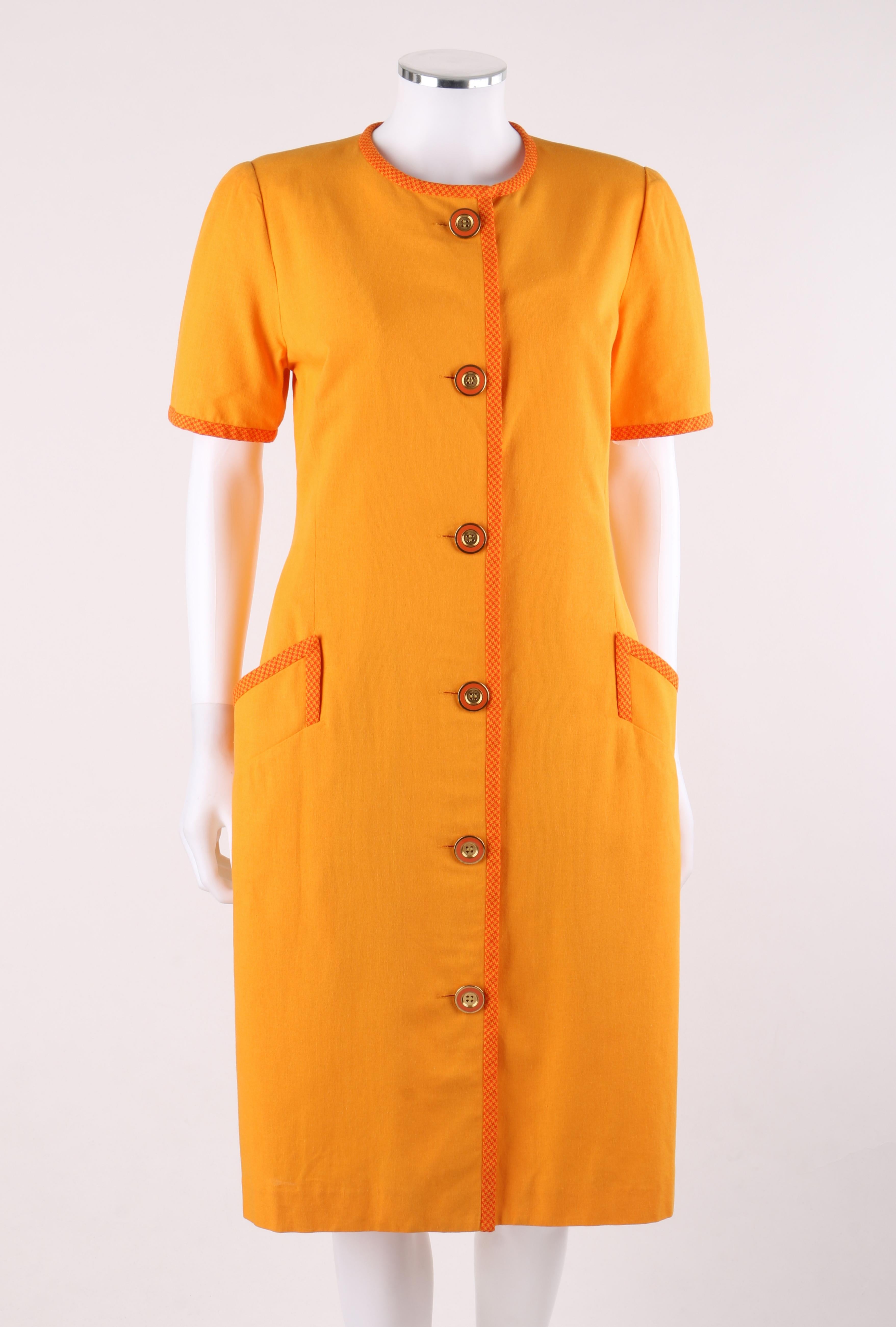 BILL BLASS c.1980’s Orange Houndstooth Trim Short Sleeve Button Up Day Dress In Good Condition In Thiensville, WI