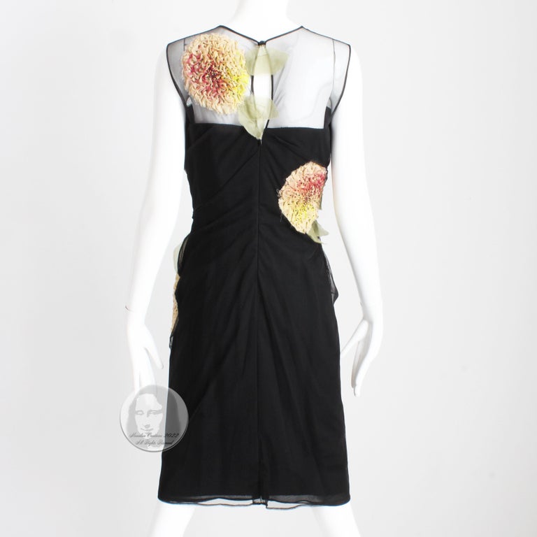 Bill Blass Cocktail Dress with Bold Floral Applique LBD Sz 10 Vintage  For Sale 6