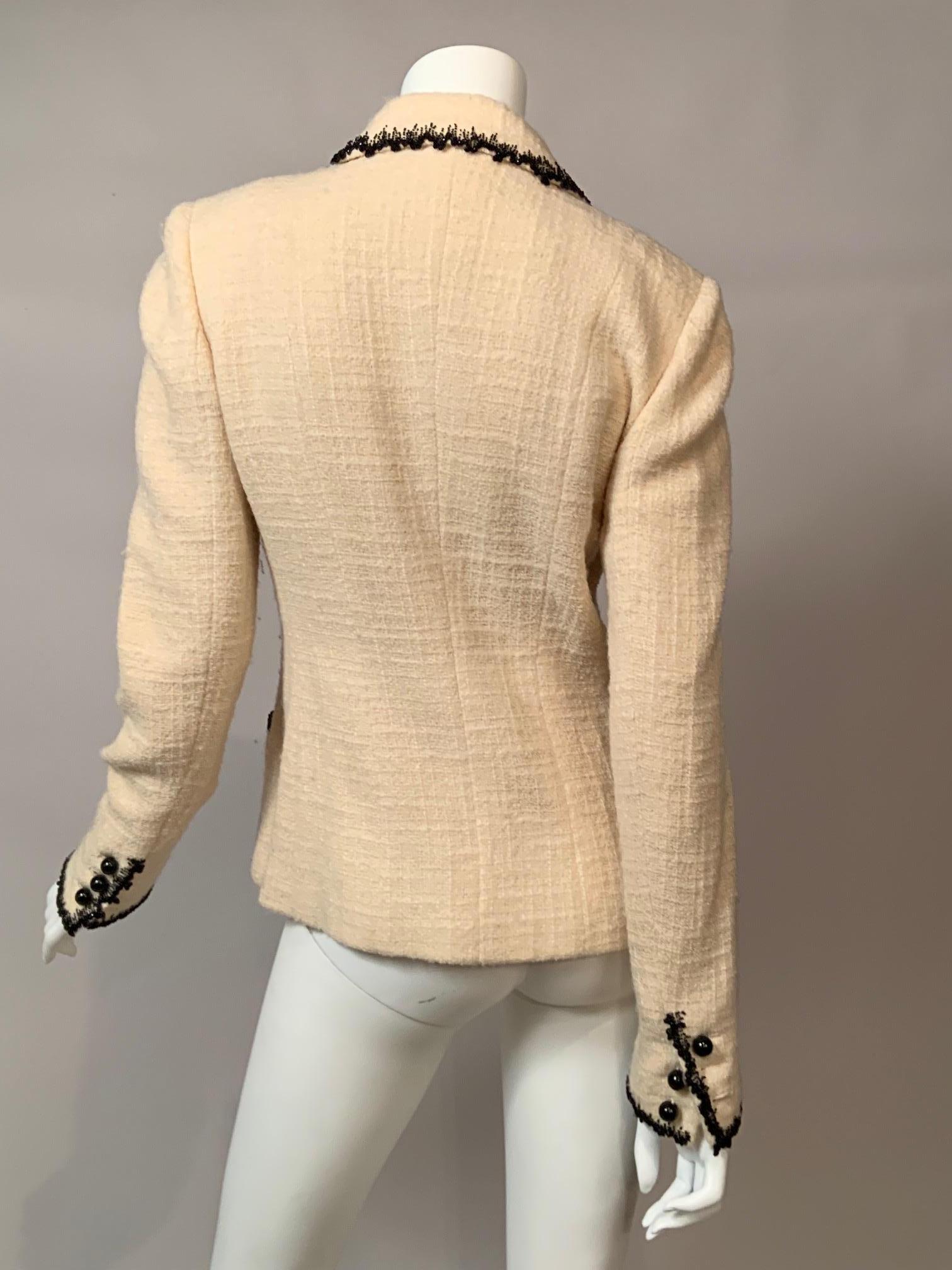 Bill Blass Chaqueta de lana color crema con adornos de cuentas negras en venta 7