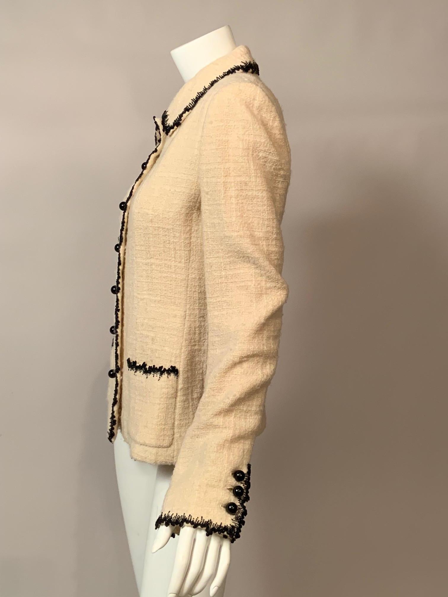 Bill Blass Chaqueta de lana color crema con adornos de cuentas negras en venta 4