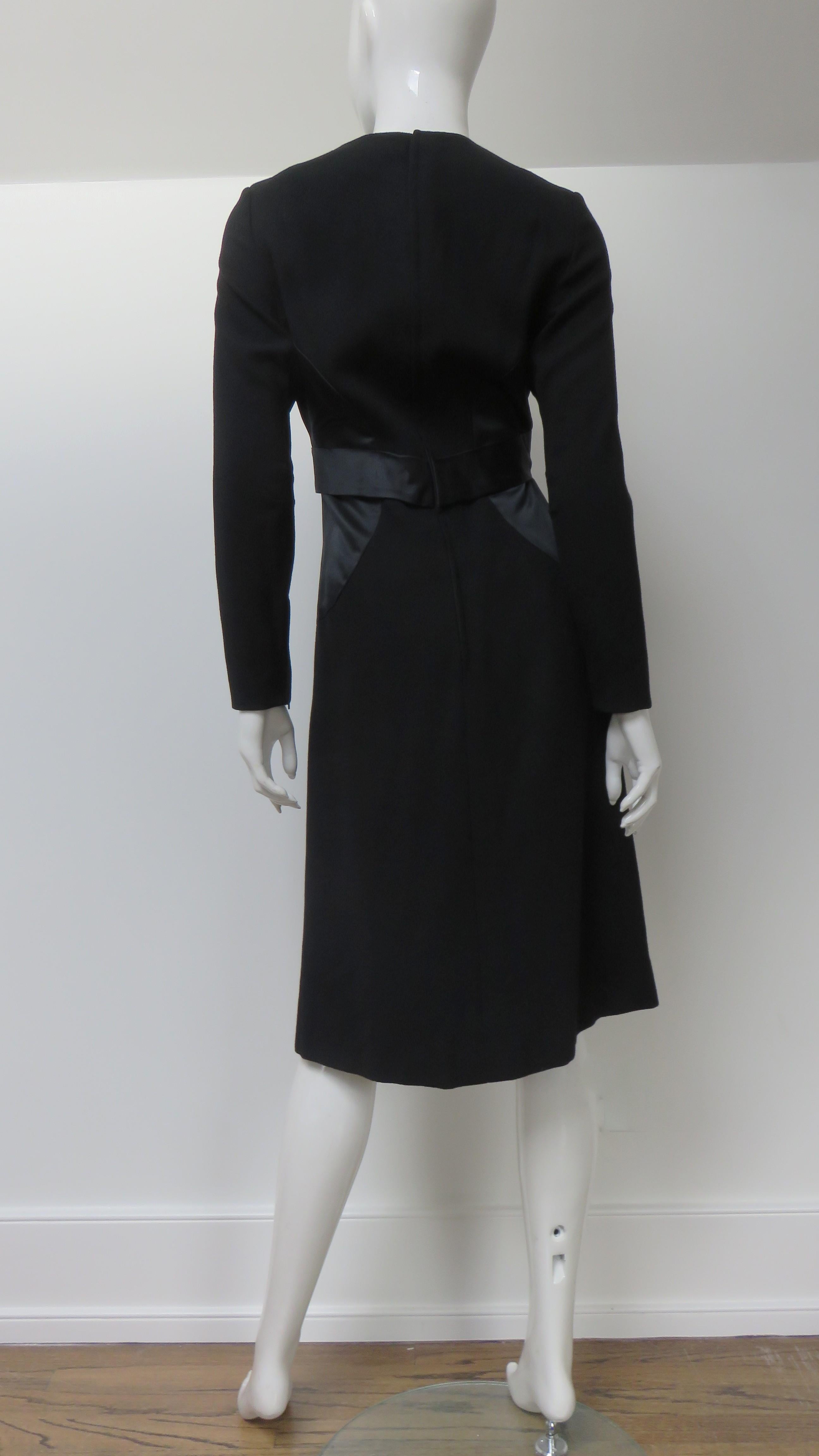 Bill Blass Dress with Circle Insets 1980s For Sale 10