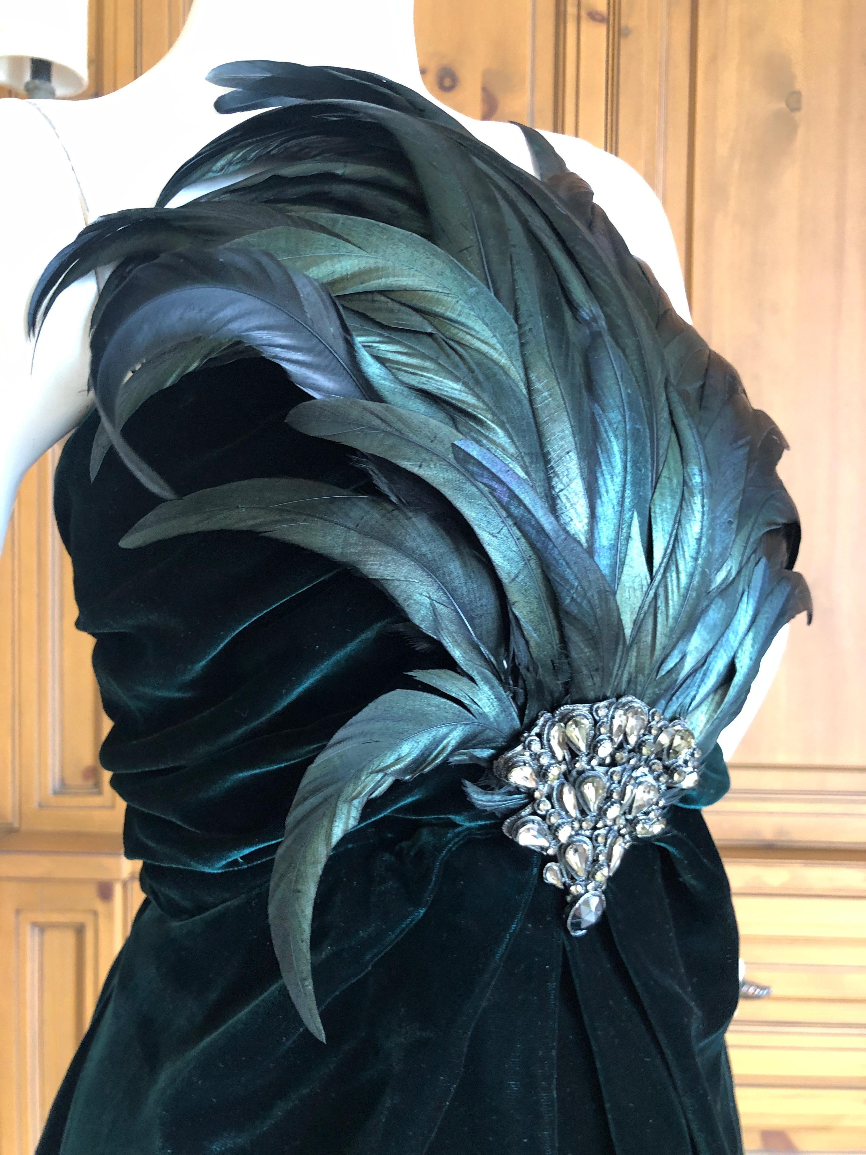 Bill Blass Fall 1986 Green Velvet Jeweled & Feathered Strapless Cocktail Dress  In Good Condition For Sale In Cloverdale, CA