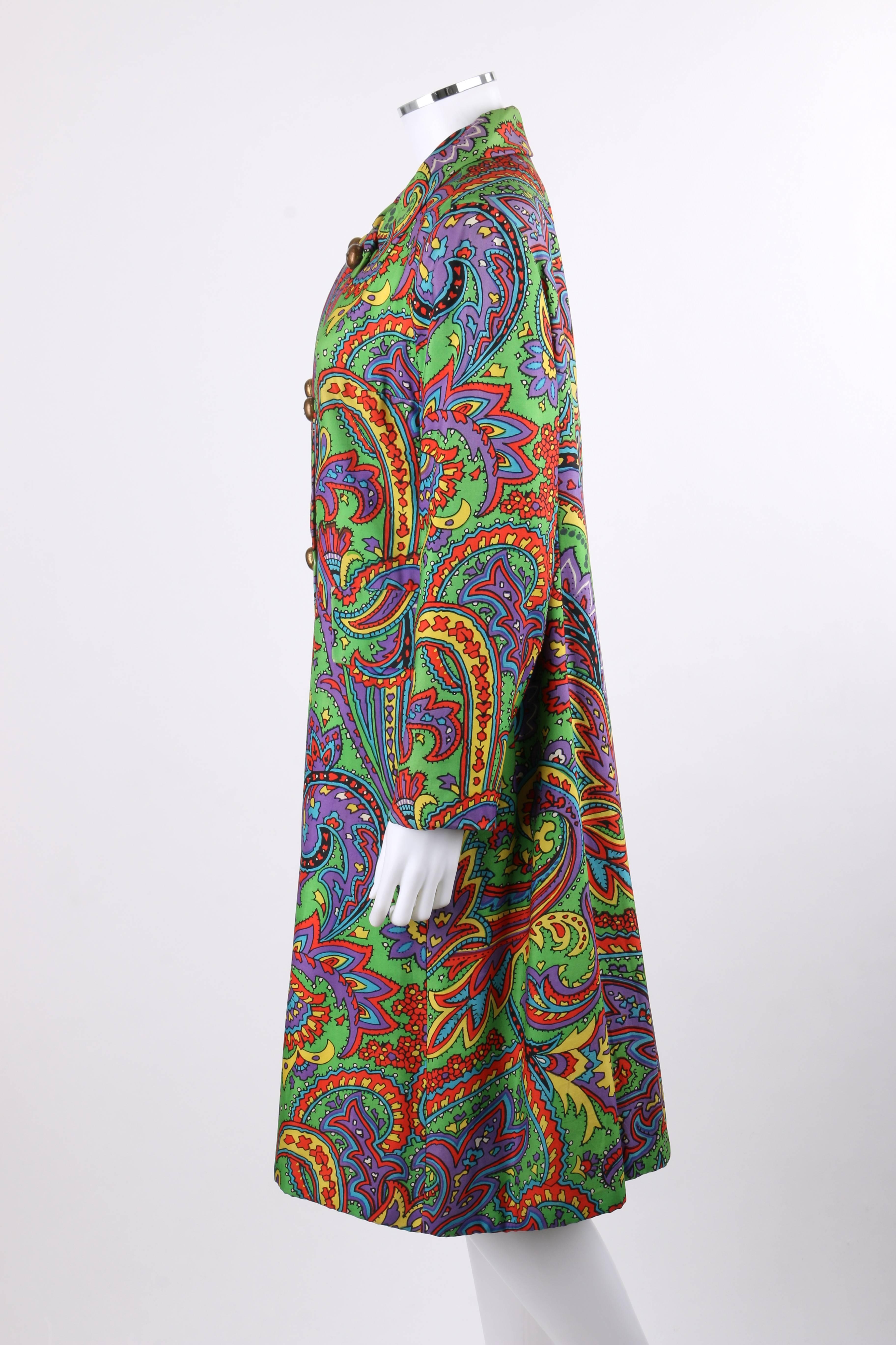Gray BILL BLASS For Bond Street c.1970s Multicolor Paisley Print Double Breasted Coat