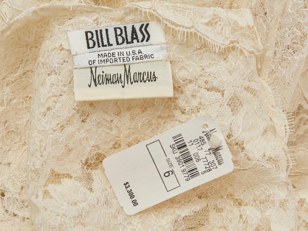 Bill Blass Guipure Lace Blouse In New Condition In New York, NY