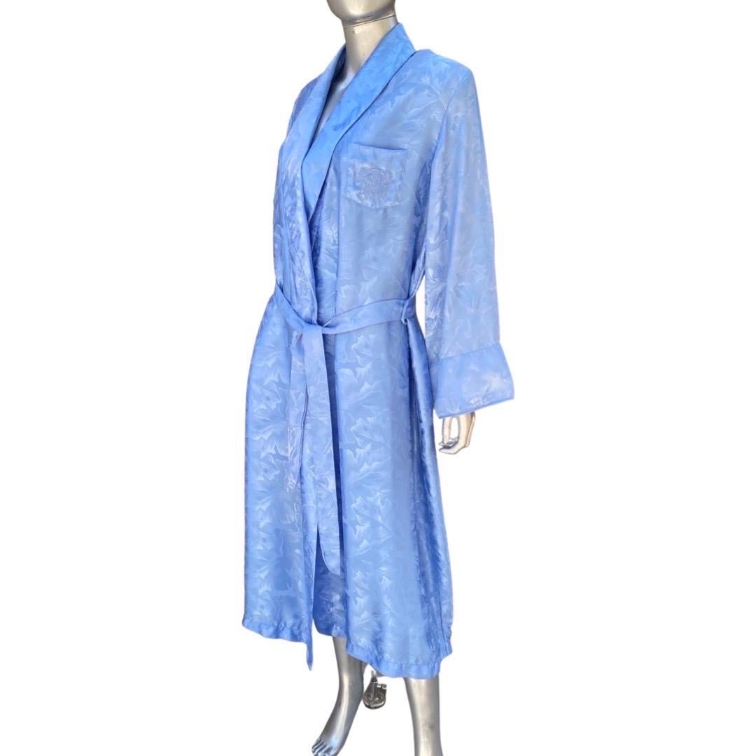 Bill Blass Ice Blue Jacquard Embroidered Insignia Vintage Robe Size Large  6