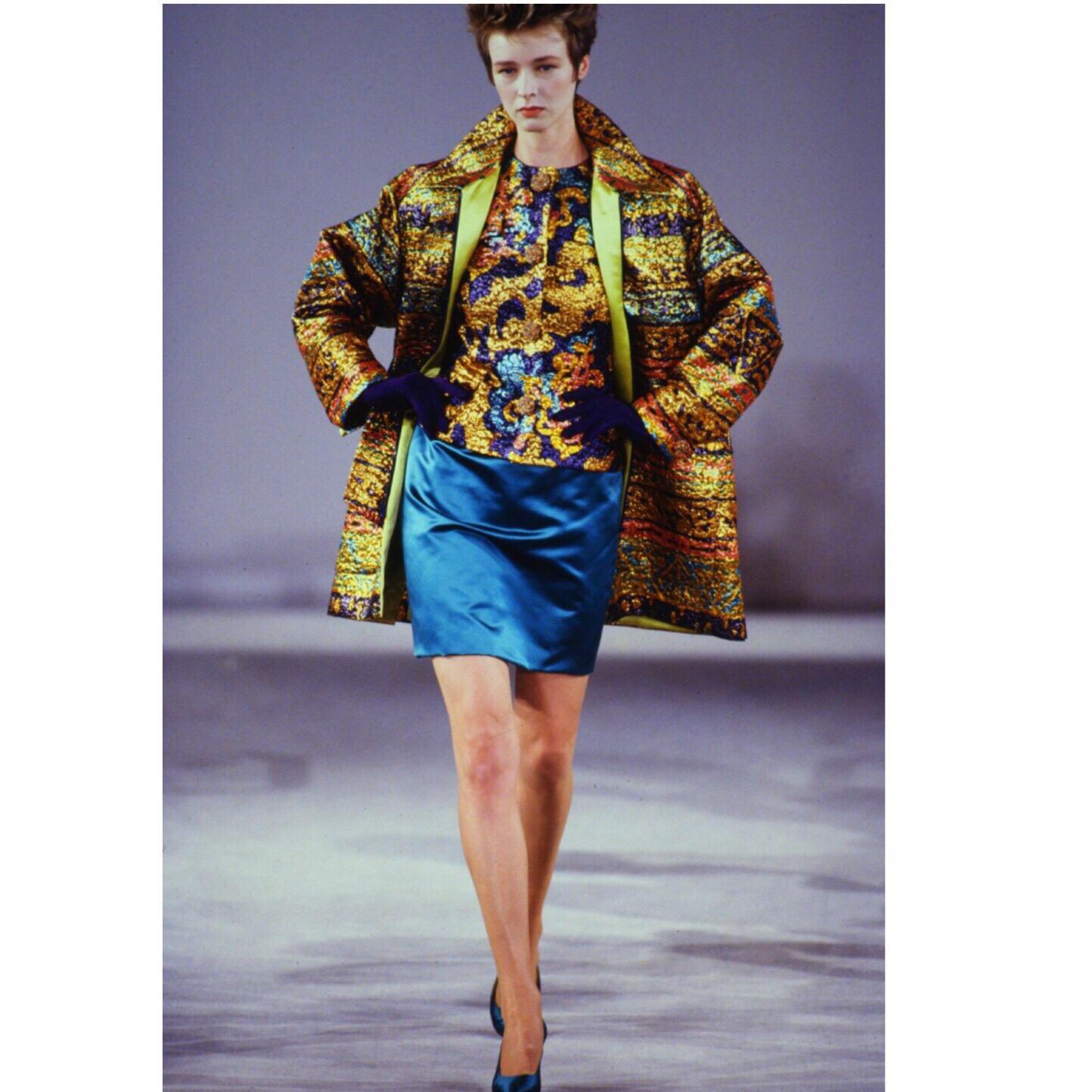 Bill Blass, veste en brocart métallique, années 1990 en vente 5