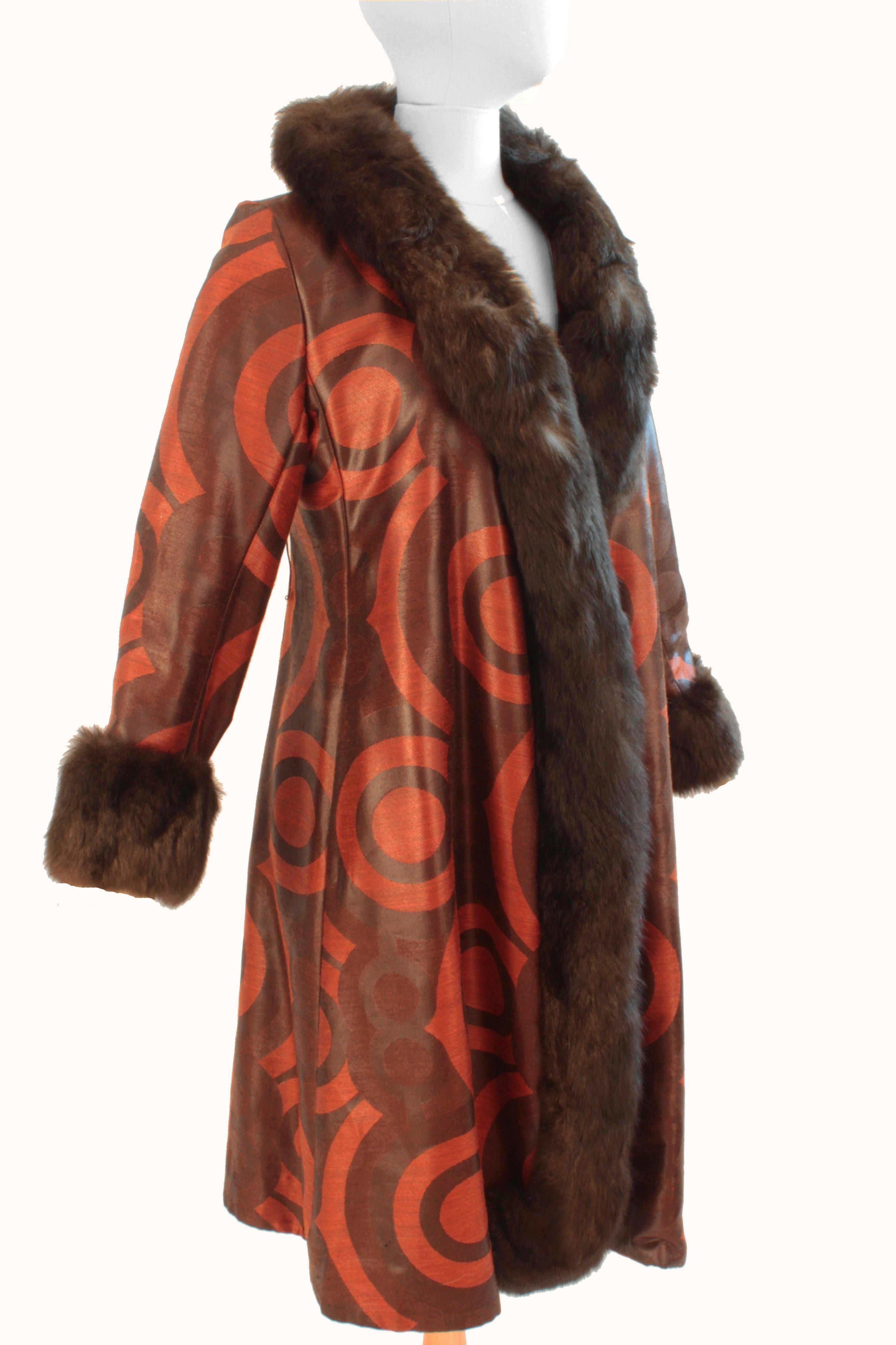 Women's Bill Blass Mod Bullseye Coat Woven Silk Mink Fur Trim 60s Vintage M