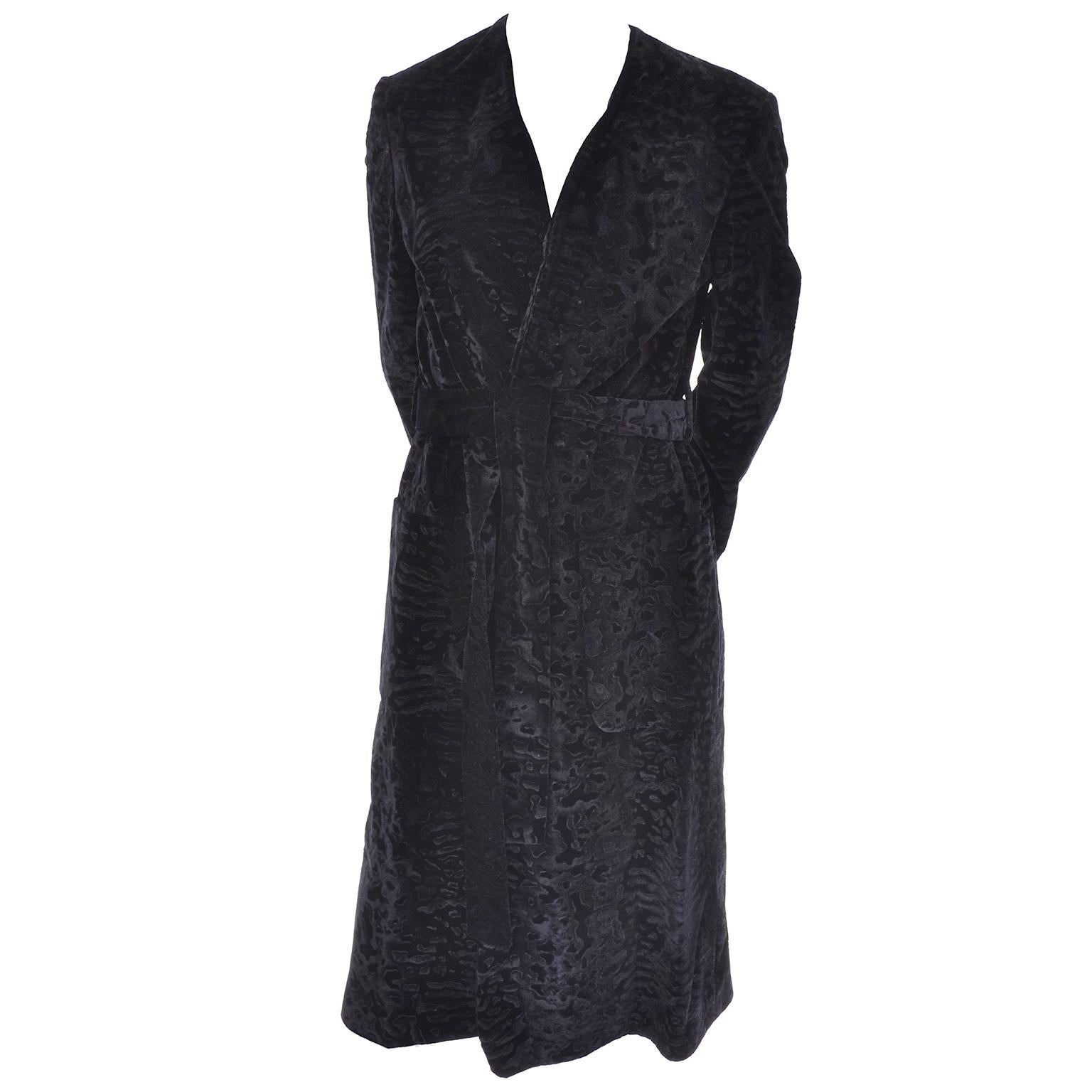 Bill Blass Vintage Coat in Black Flocked Velvet With Pockets and Belt