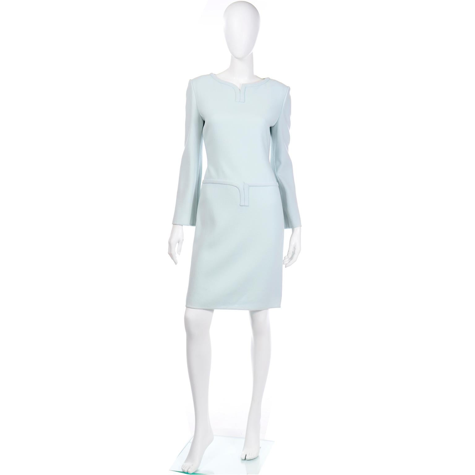 This outstanding blue wool crepe Bill Blass vintage dress appears to have never been worn. We love vintage Bill Blass dresses and the quality and construction are both truly exceptional. This dress is in such a pretty shade of blue and would make a