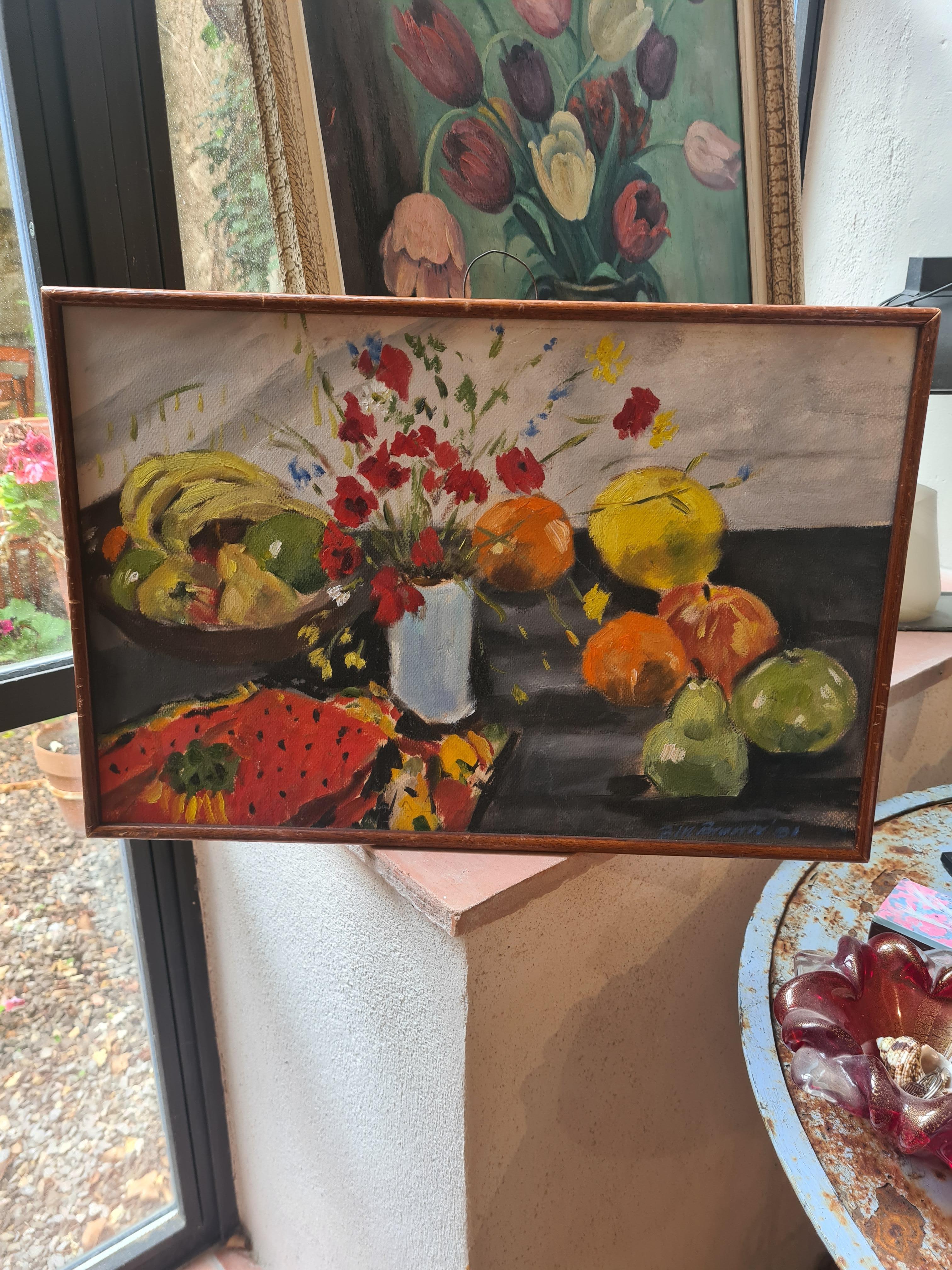naturaleza muerta con flores y frutas